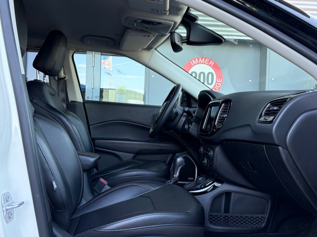 JEEP Compass 1.4 Turbo Limited AWD 9ATX-image-10