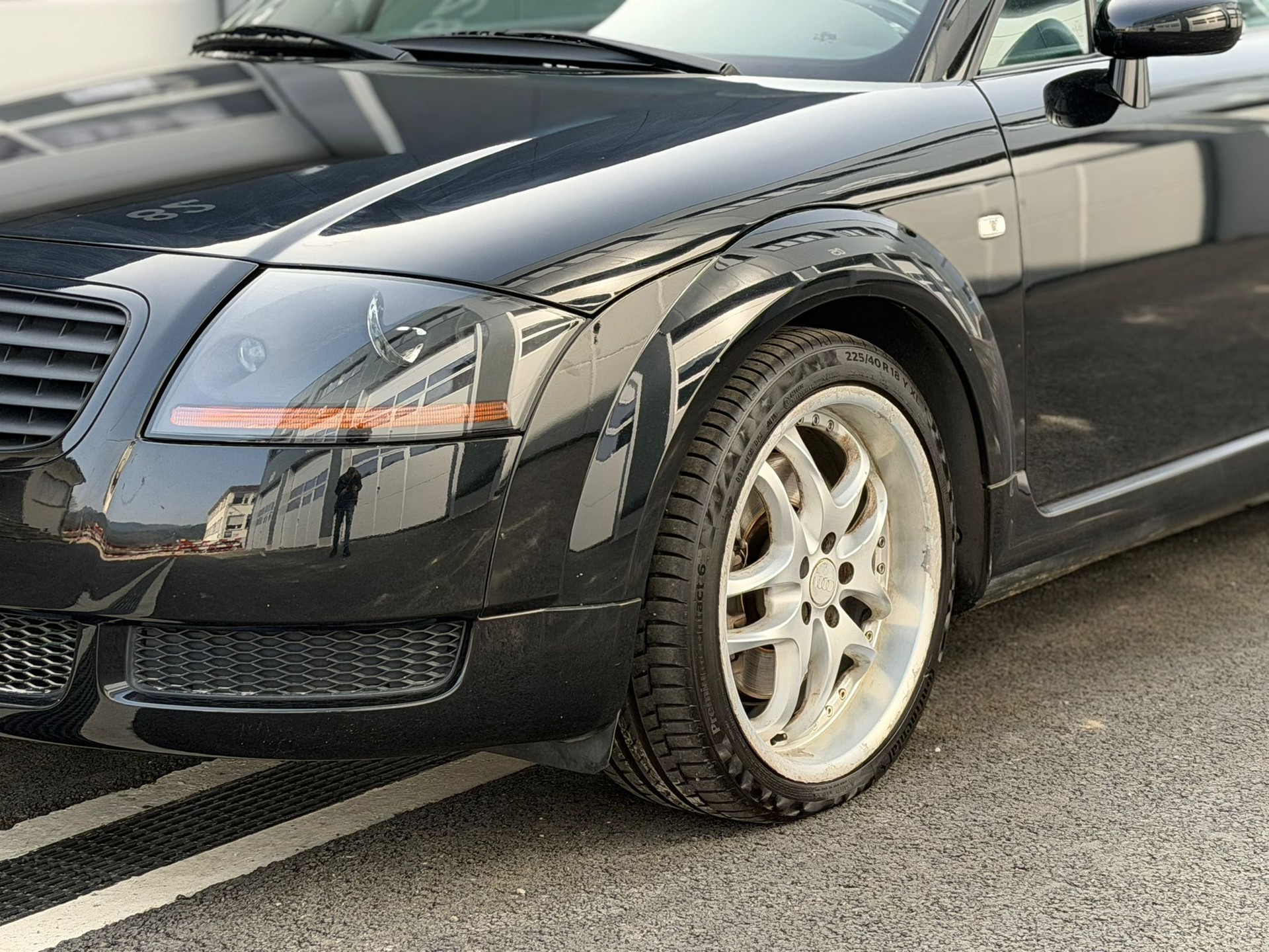AUDI TT Roadster 1.8 T **ab MFK & Service**-image-1