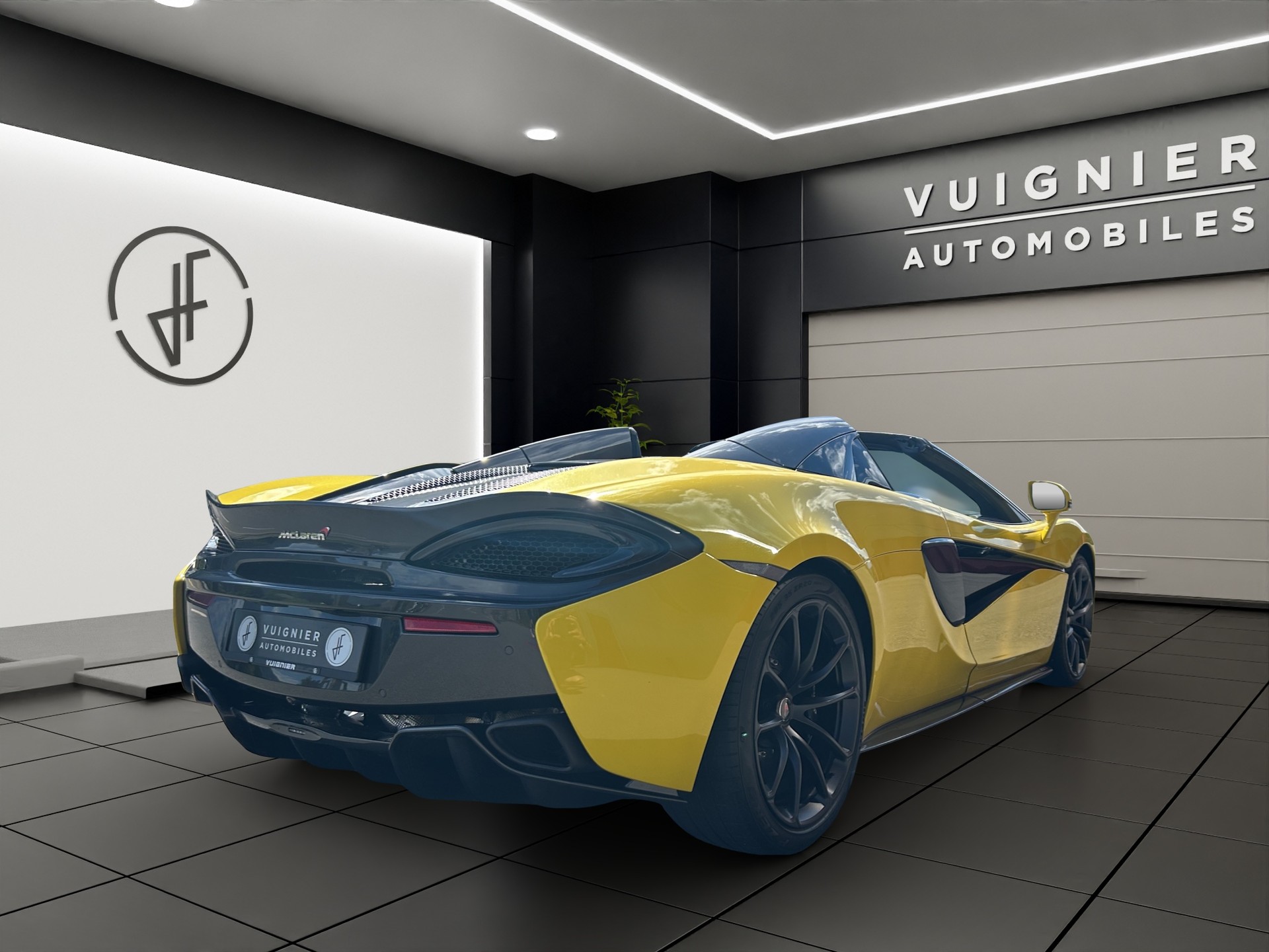 McLAREN 570S Spider 3.8 V8 SSG-image-5