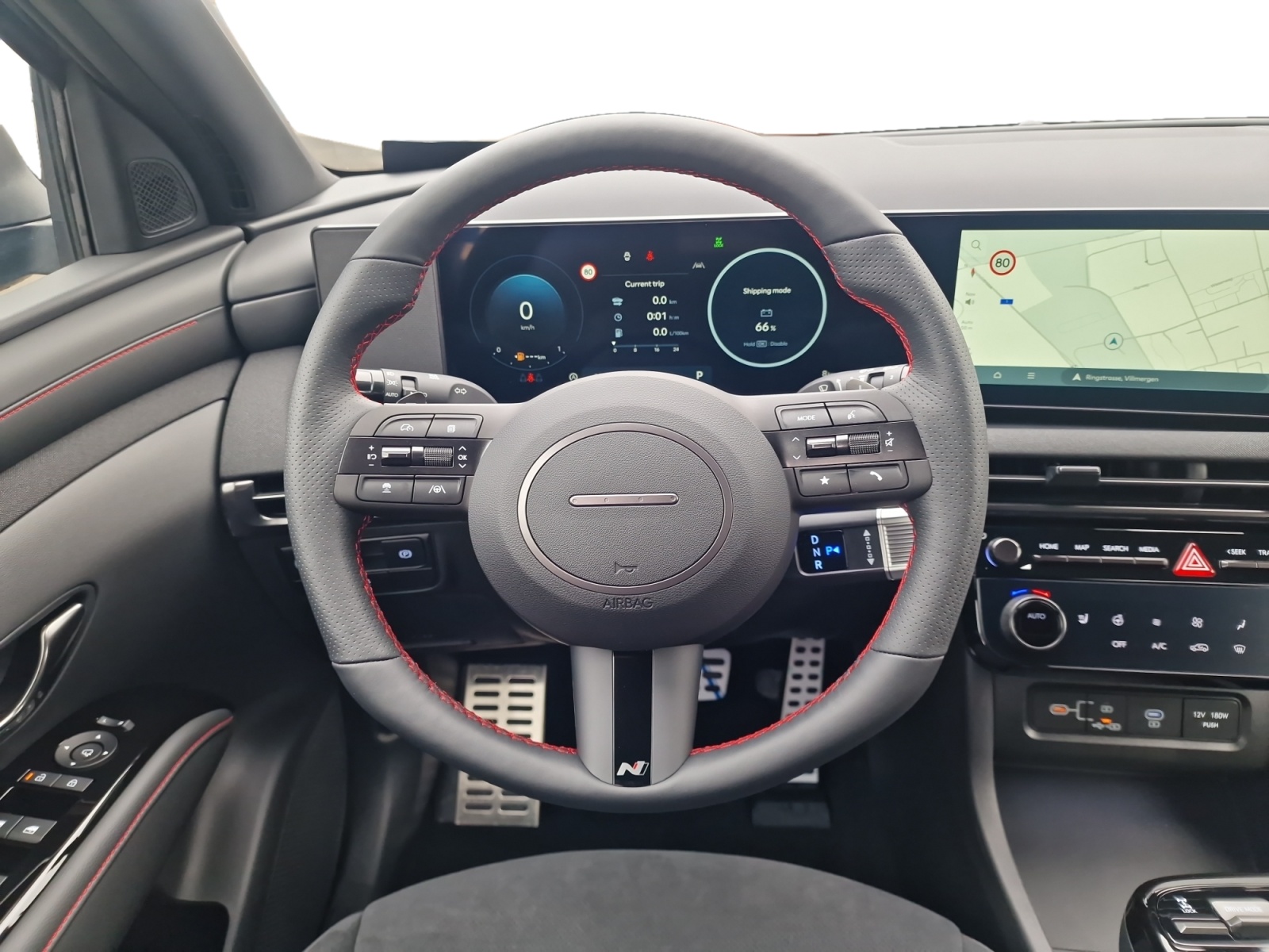 HYUNDAI Tucson 1.6 T-GDI N-Line MHEV 4x4 180PS Panorama-image-11