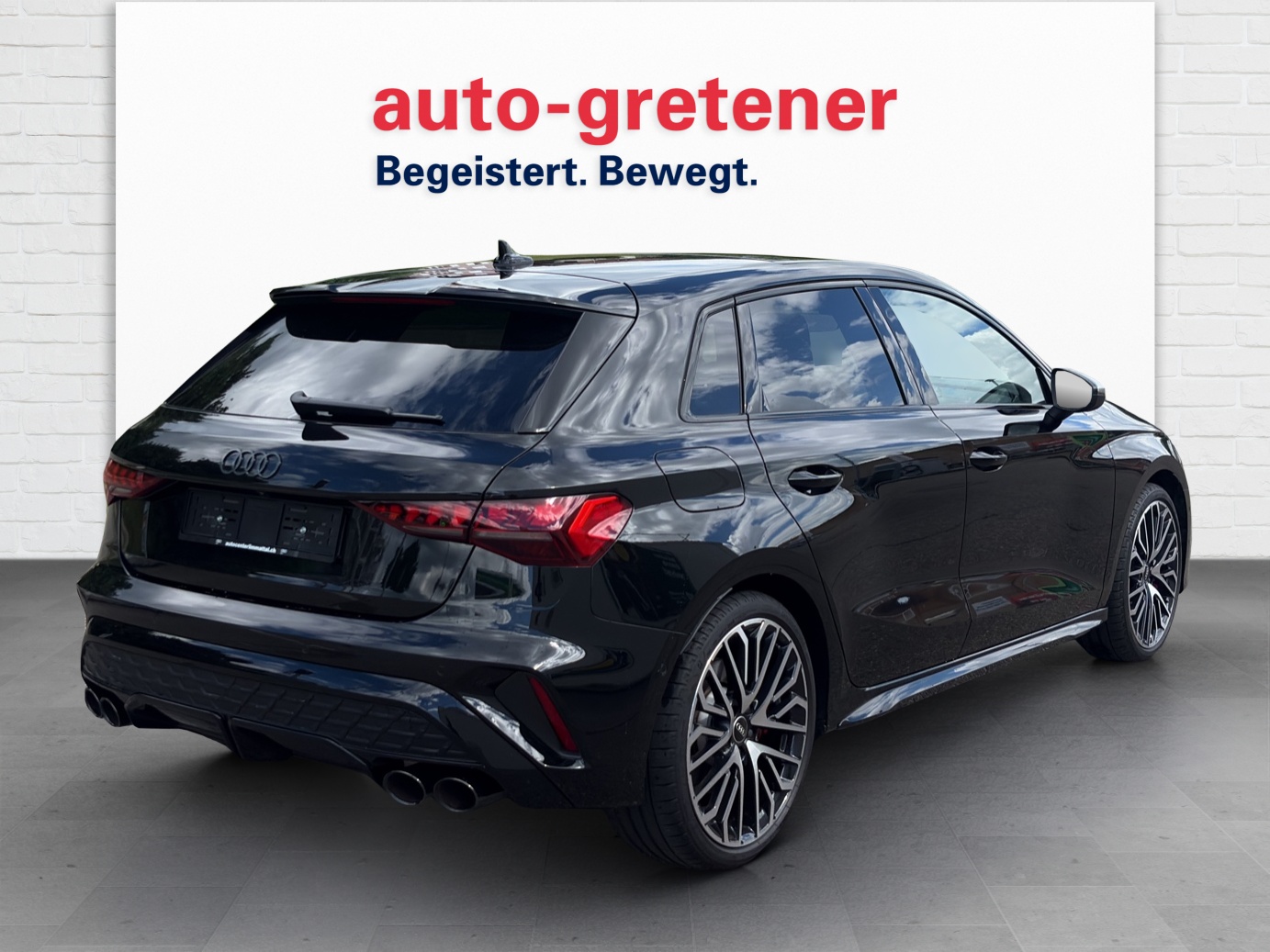 AUDI S3 Sportback 2.0 TFSI quattro S-Tronic-showroom-element-2
