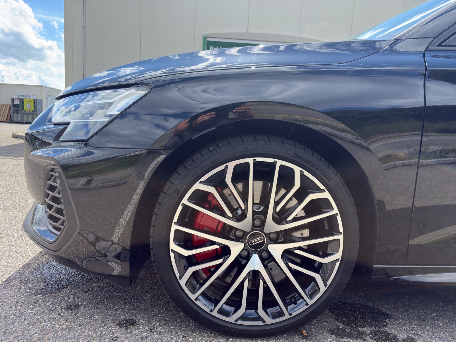 AUDI S3 Sportback 2.0 TFSI quattro S-Tronic-image-13