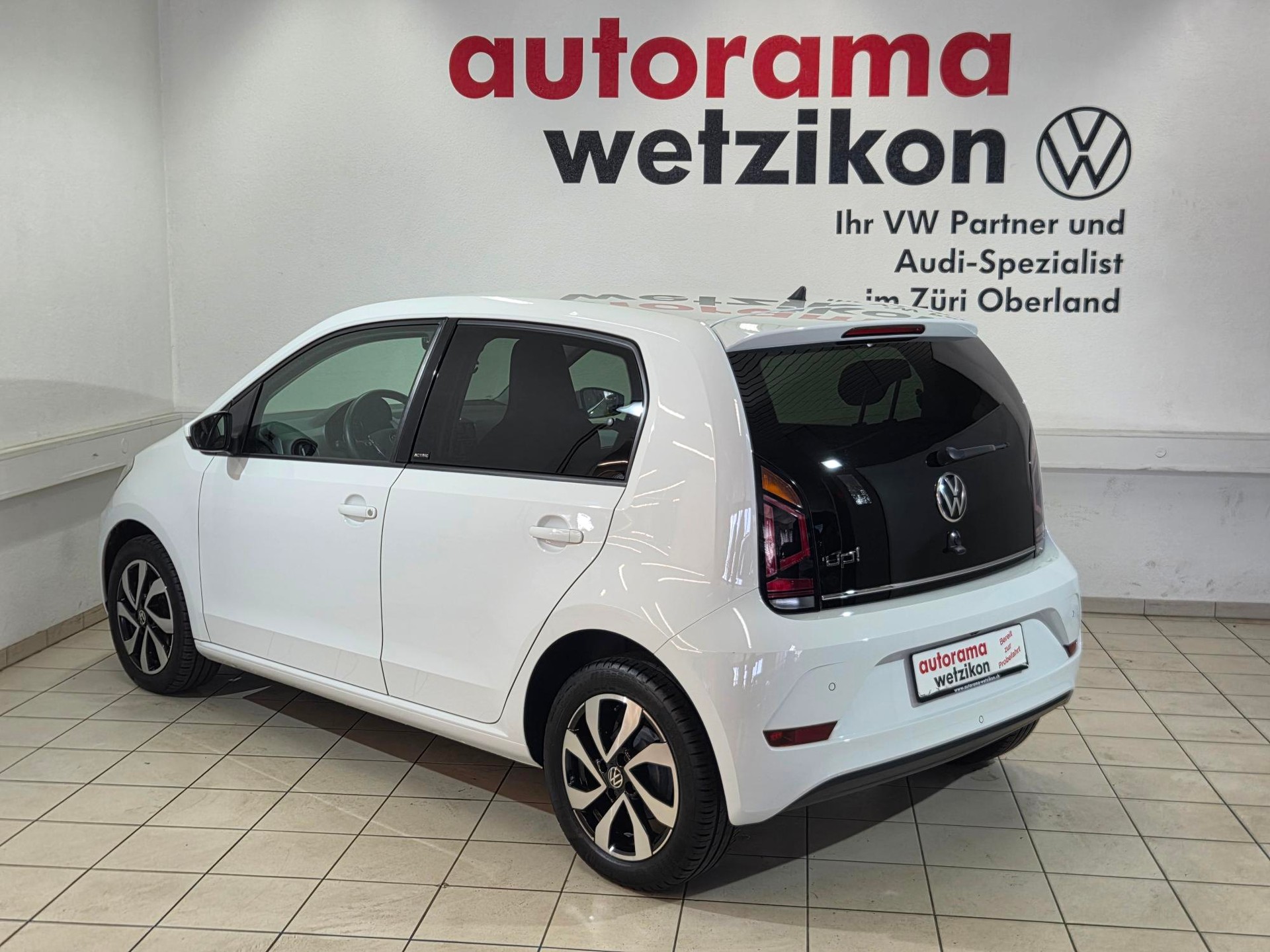 VW Up 1.0 MPI Active-showroom-element-2