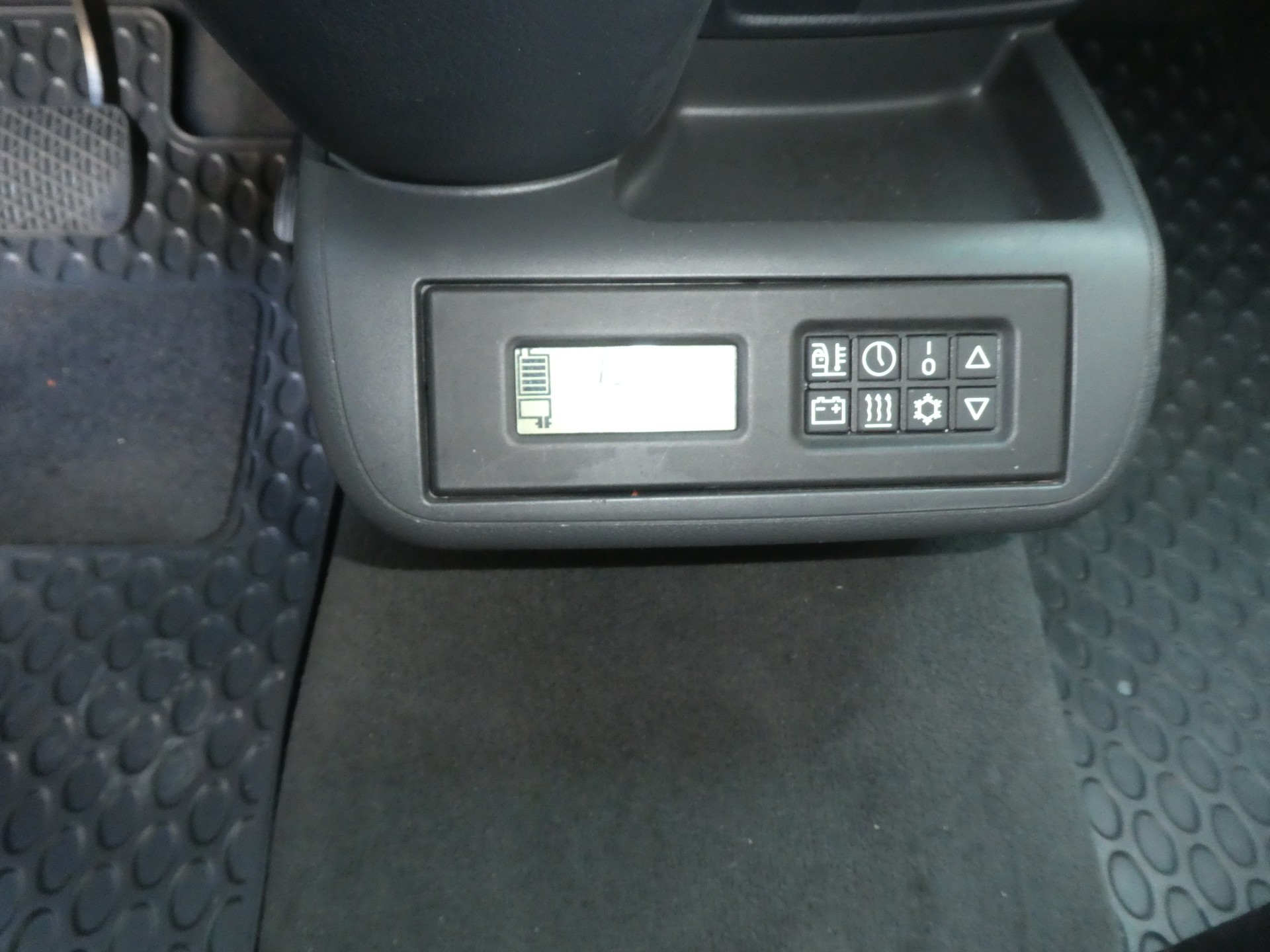 MERCEDES-BENZ Marco Polo 3.0 V6-image-12
