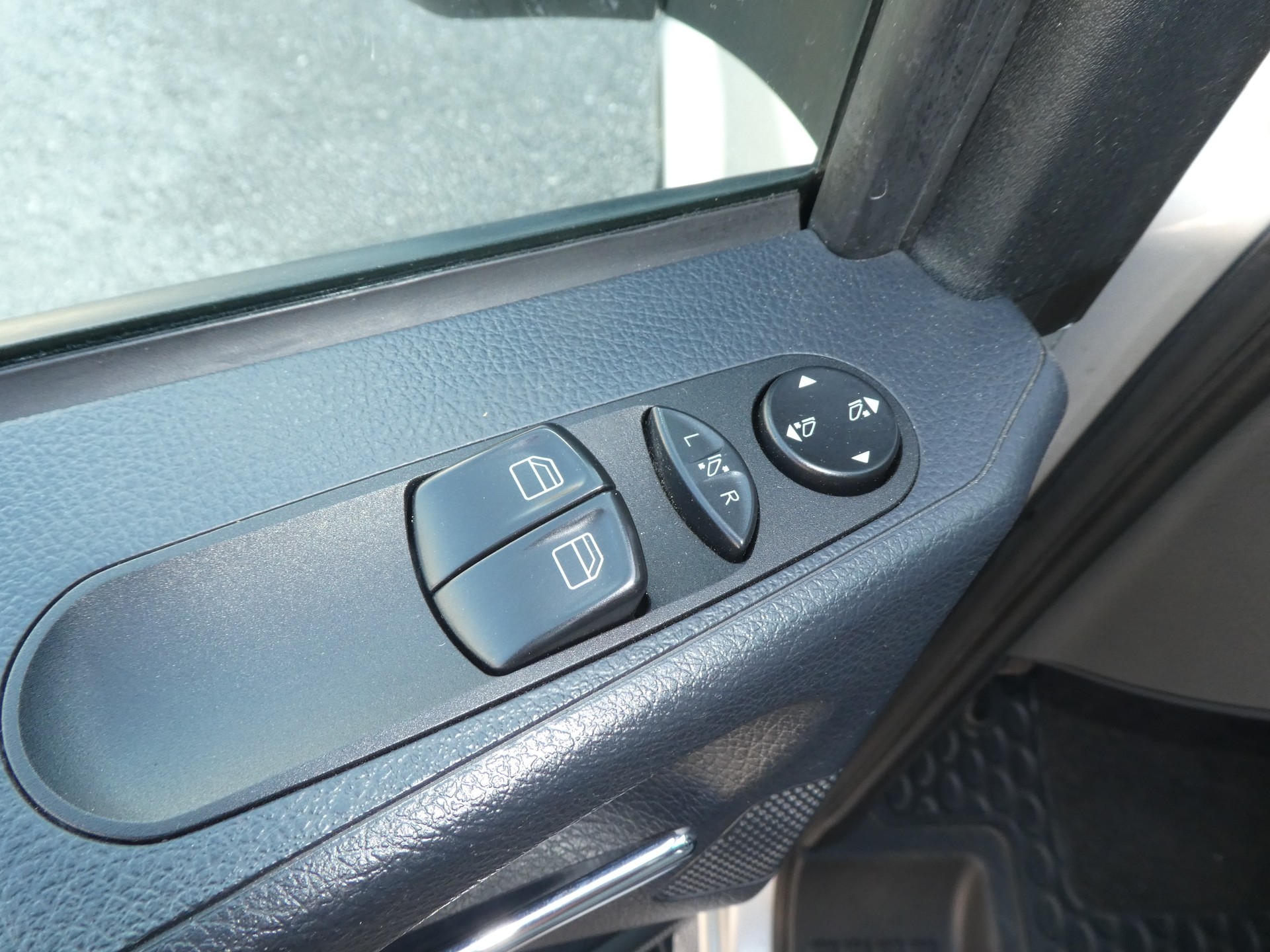 MERCEDES-BENZ Marco Polo 3.0 V6-image-14