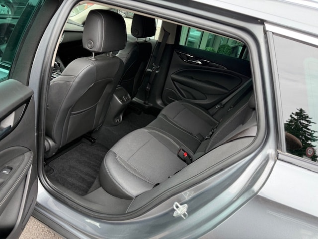 OPEL Insignia 1.6 CDTI Sports Tourer Excellence Automatic-image-9
