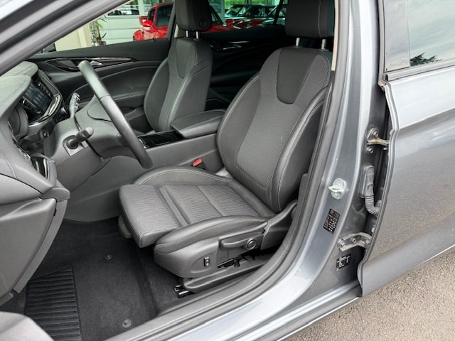 OPEL Insignia 1.6 CDTI Sports Tourer Excellence Automatic-image-8