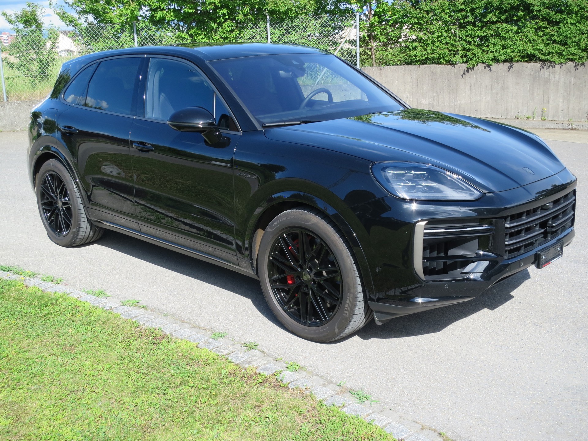 PORSCHE Cayenne Turbo E-Hybrid Tiptronic-image-6