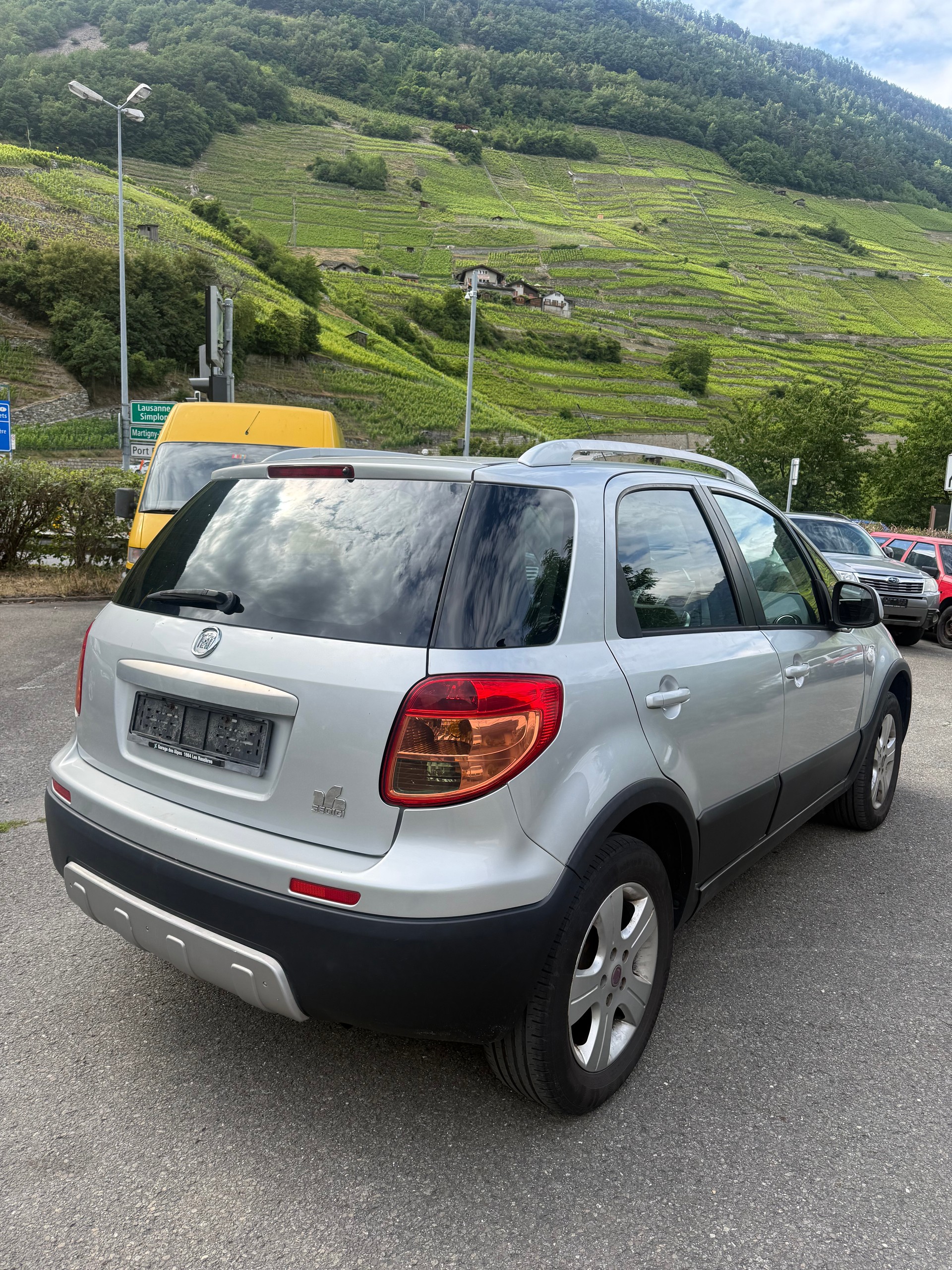 FIAT Sedici 1.6 4WD Dynamic-image-4