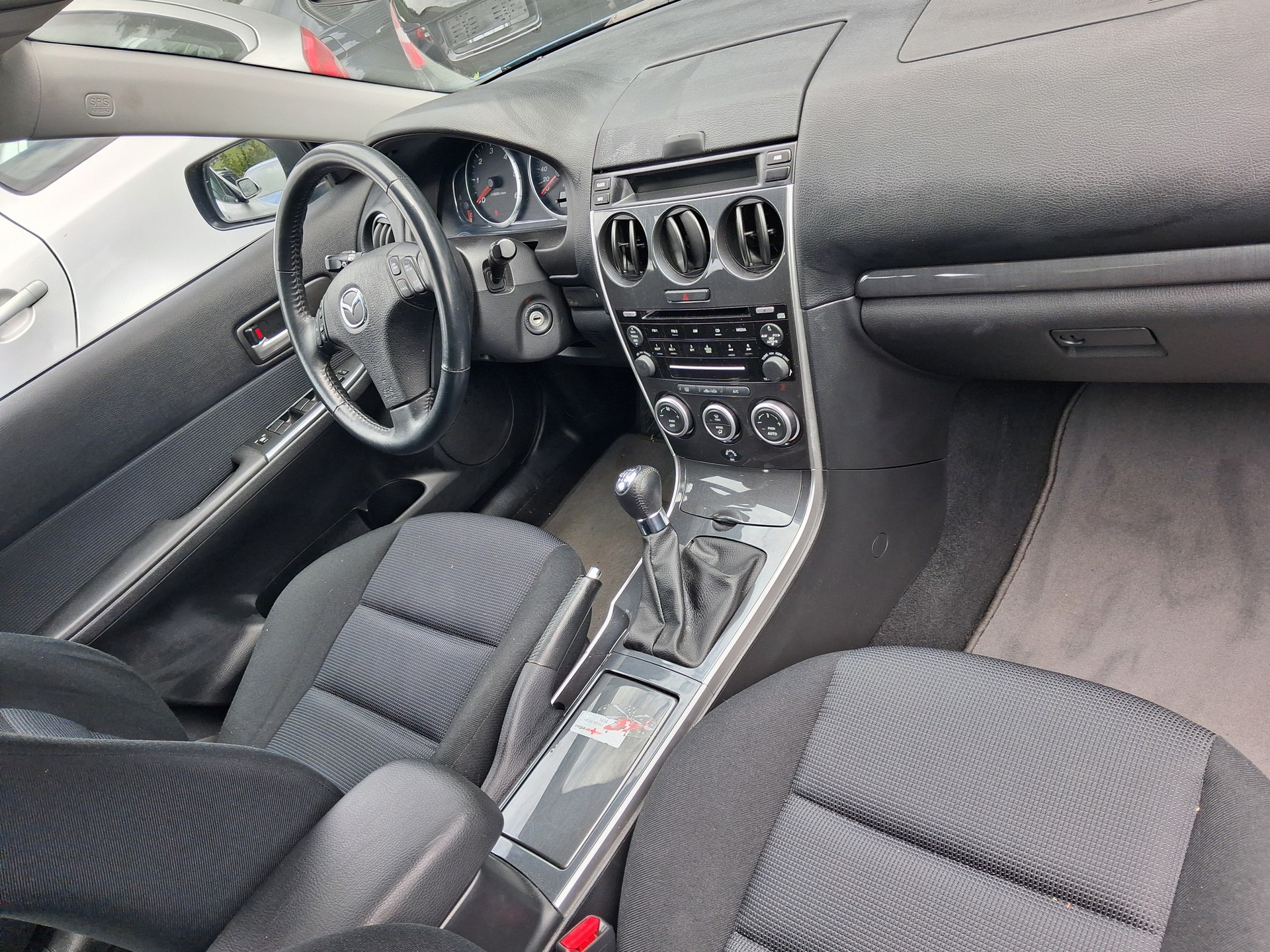 MAZDA 6 2.0 CD 16V Confort-image-5