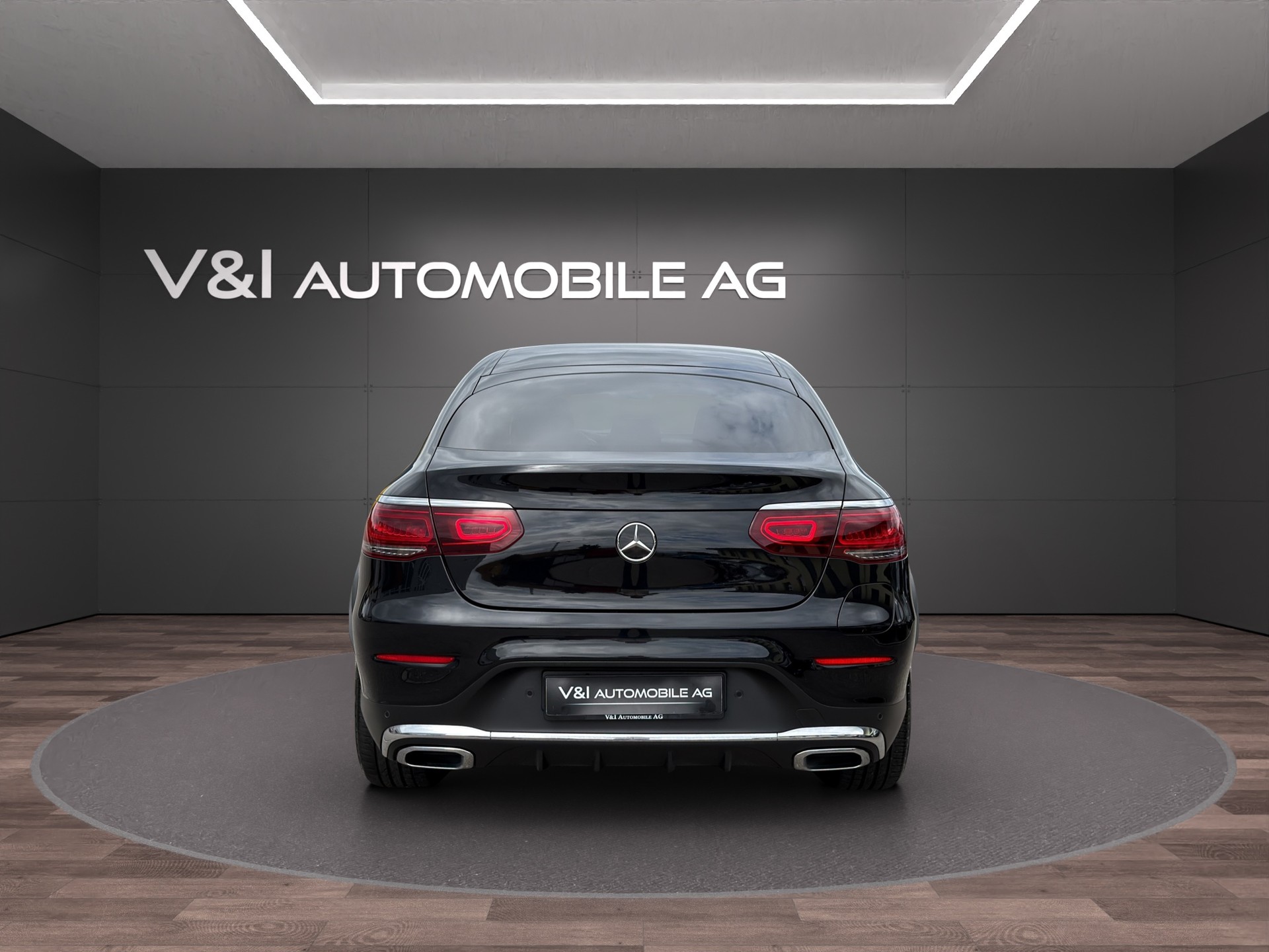 MERCEDES-BENZ GLC Coupé 300 e AMG Line 9G-Tronic-image-5