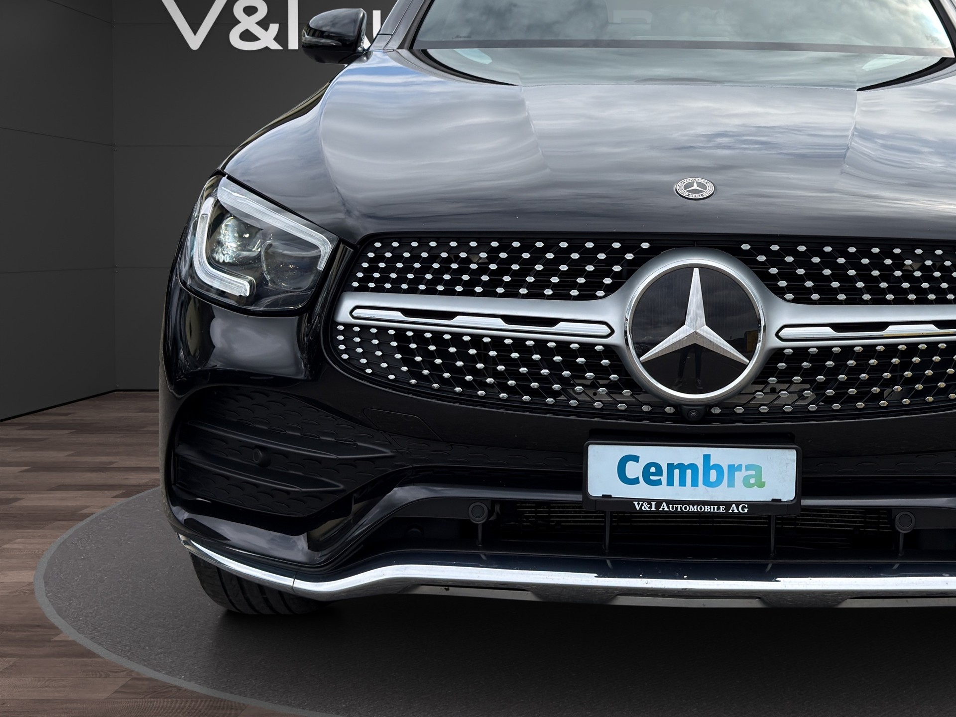 MERCEDES-BENZ GLC Coupé 300 e AMG Line 9G-Tronic-image-8