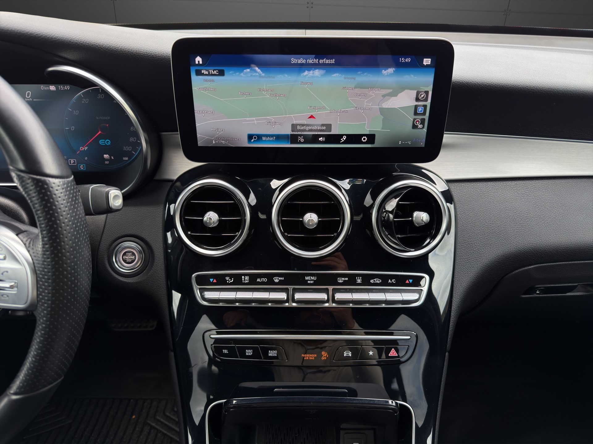 MERCEDES-BENZ GLC Coupé 300 e AMG Line 9G-Tronic-image-12