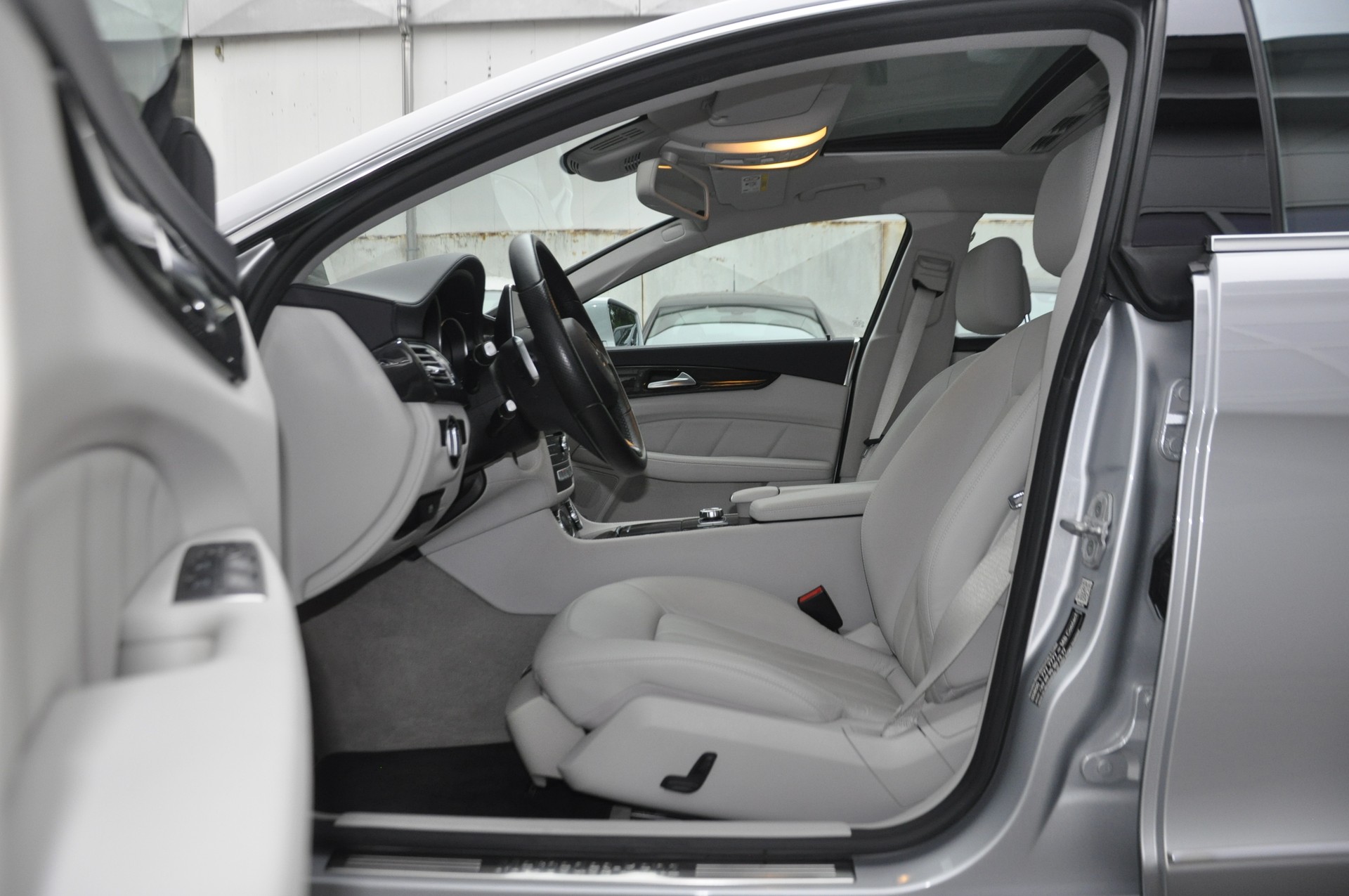 MERCEDES-BENZ CLS Shooting Brake 220 BlueTEC 9G-Tronic I Anhängerkupplung I Standheizung-image-3