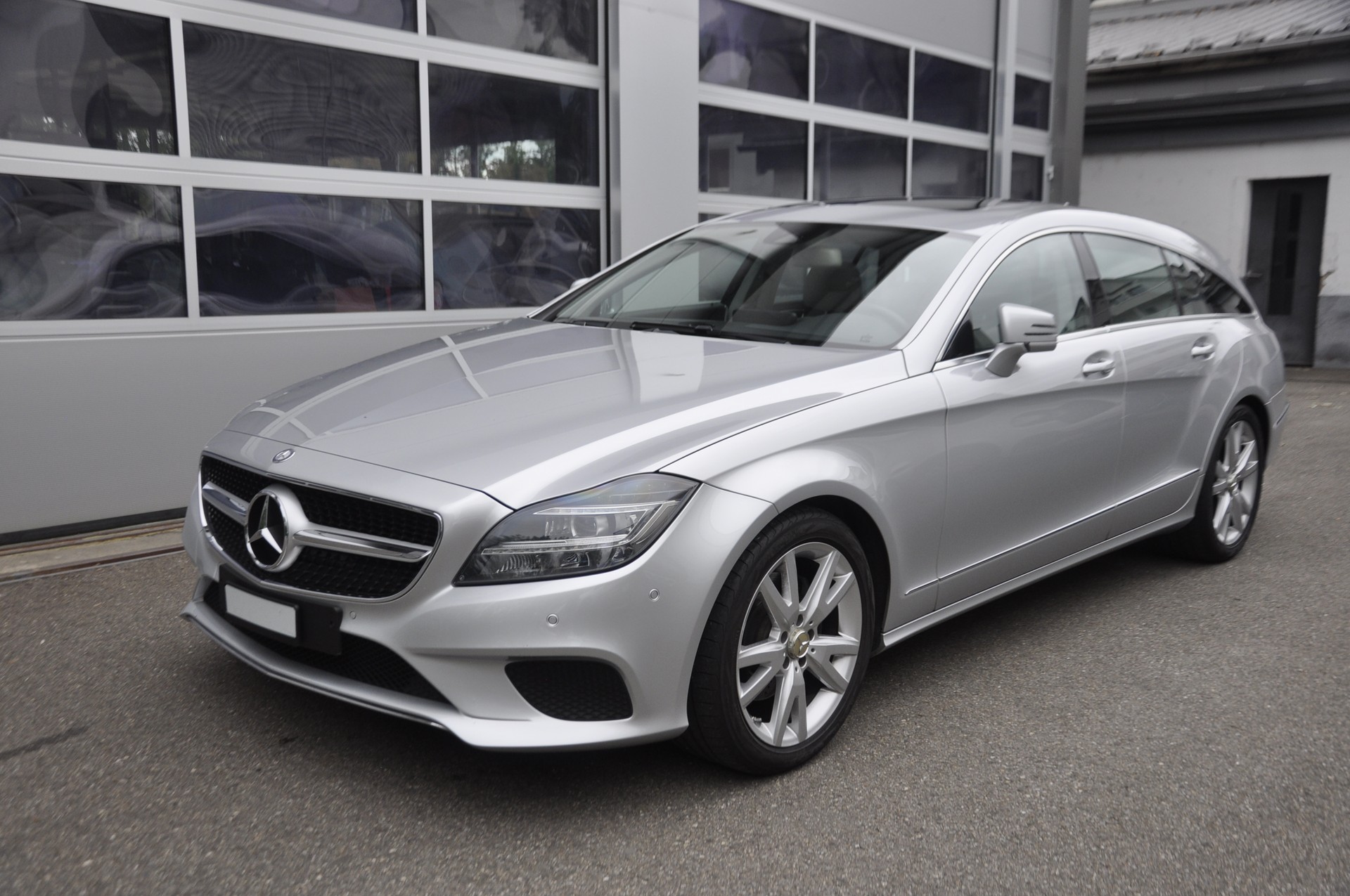 MERCEDES-BENZ CLS Shooting Brake 220 BlueTEC 9G-Tronic I Anhängerkupplung I Standheizung-image-15