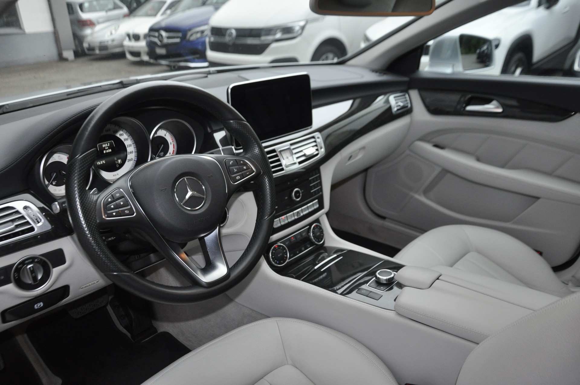 MERCEDES-BENZ CLS Shooting Brake 220 BlueTEC 9G-Tronic I Anhängerkupplung I Standheizung-image-4