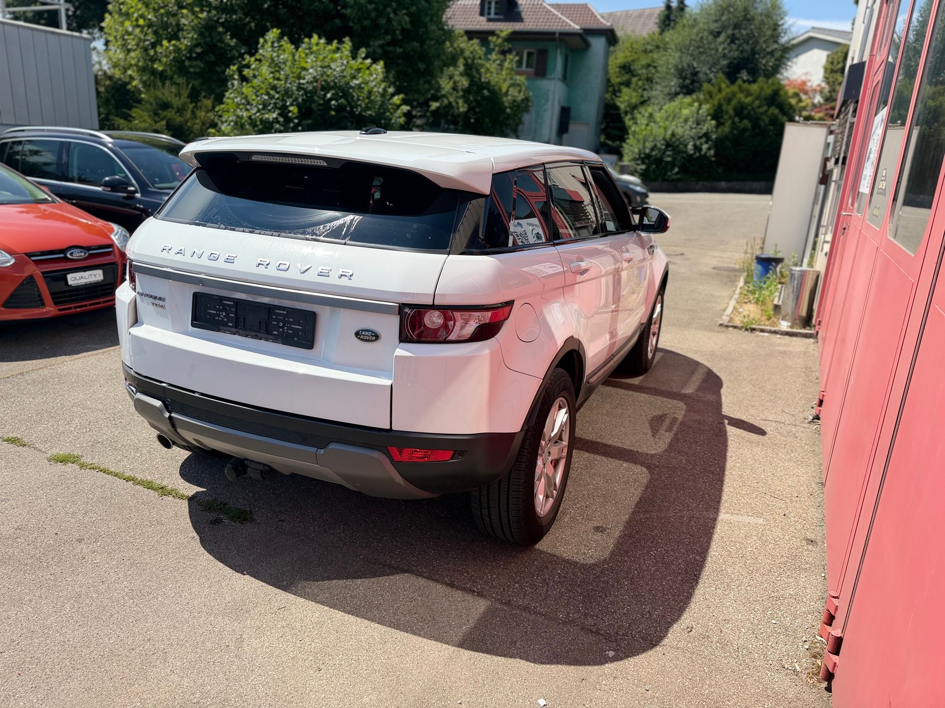 LAND ROVER Range Rover Evoque 2.2 Pure TD4-image-5