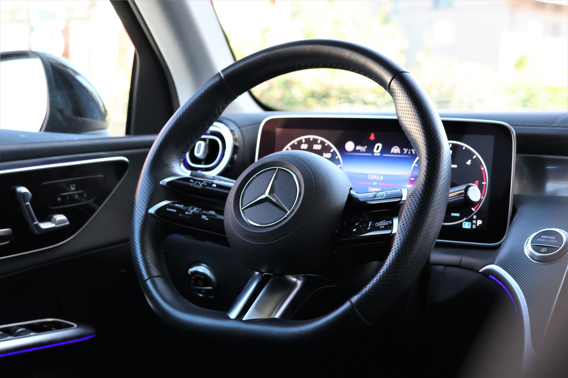 MERCEDES-BENZ GLC 220 d 4Matic 9G-Tronic (CH)-image-14
