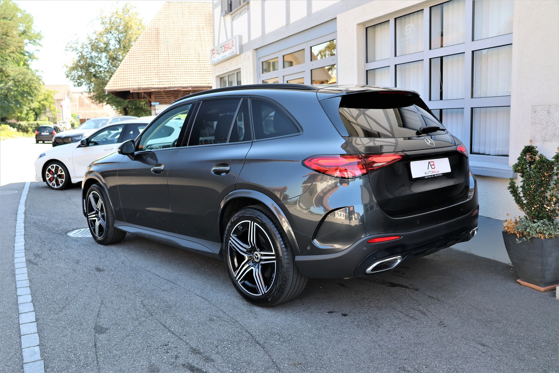 MERCEDES-BENZ GLC 220 d 4Matic 9G-Tronic (CH)-image-6