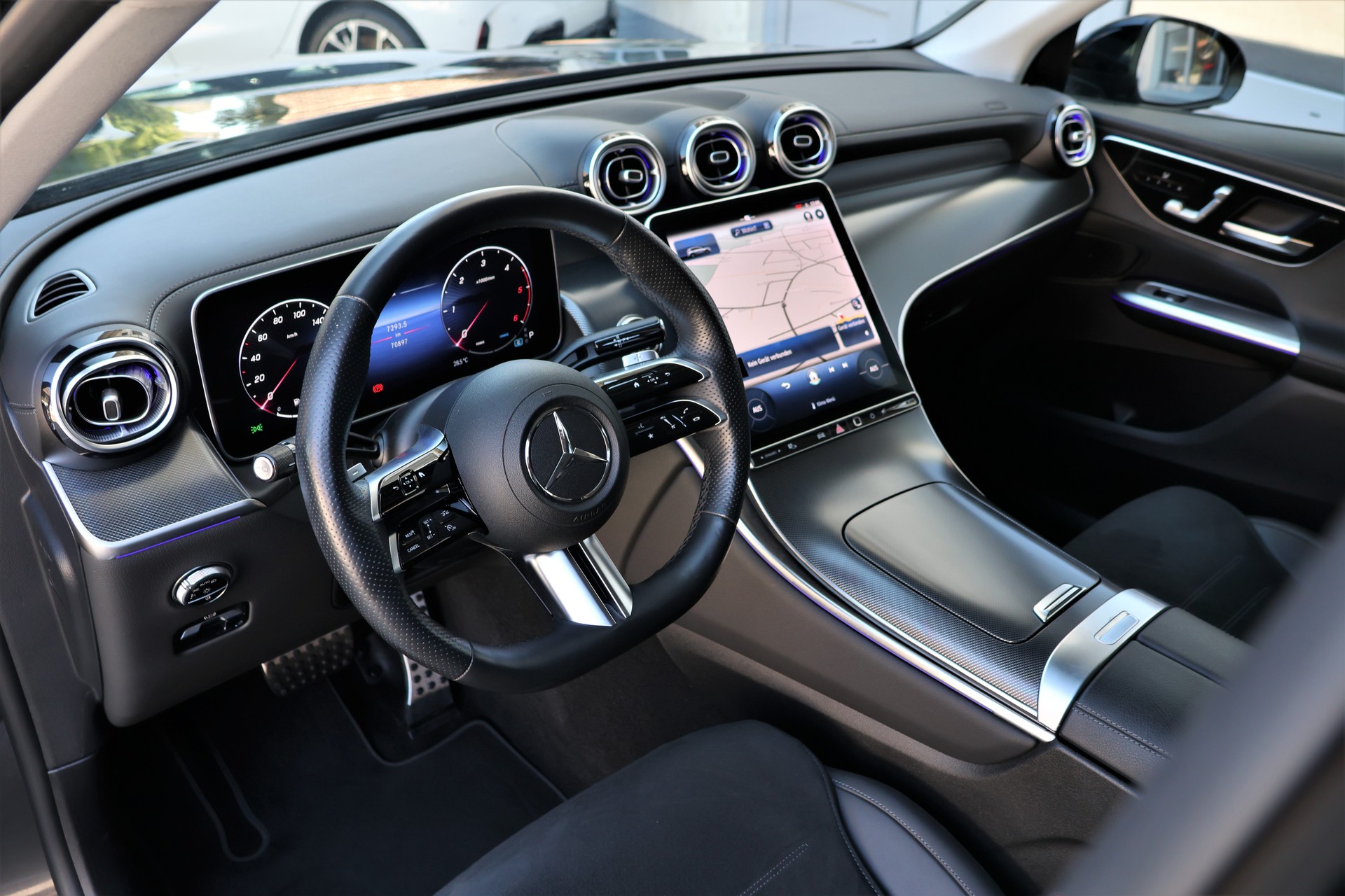 MERCEDES-BENZ GLC 220 d 4Matic 9G-Tronic (CH)-image-9