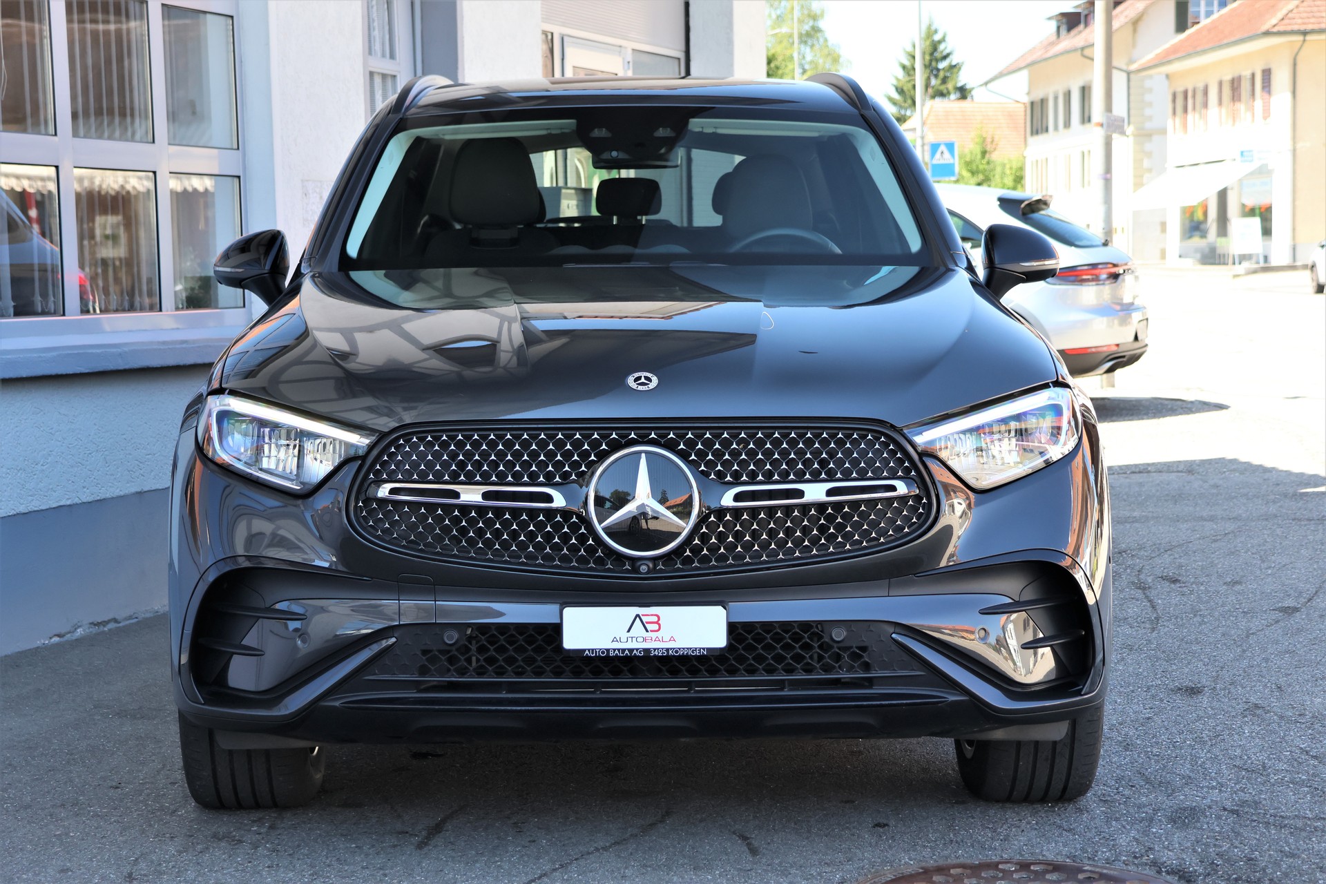 MERCEDES-BENZ GLC 220 d 4Matic 9G-Tronic (CH)-showroom-element-1