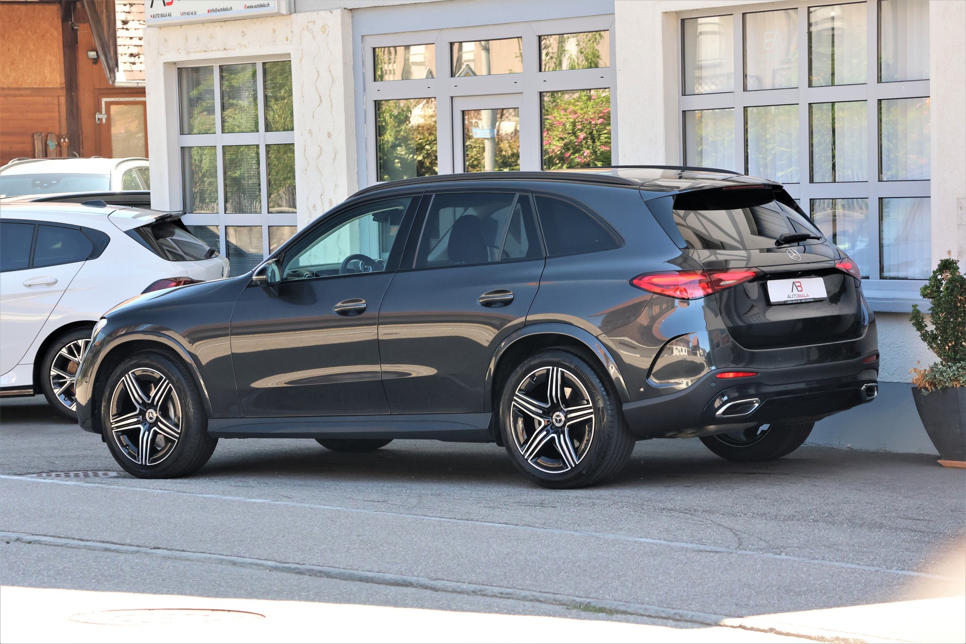 MERCEDES-BENZ GLC 220 d 4Matic 9G-Tronic (CH)-image-4