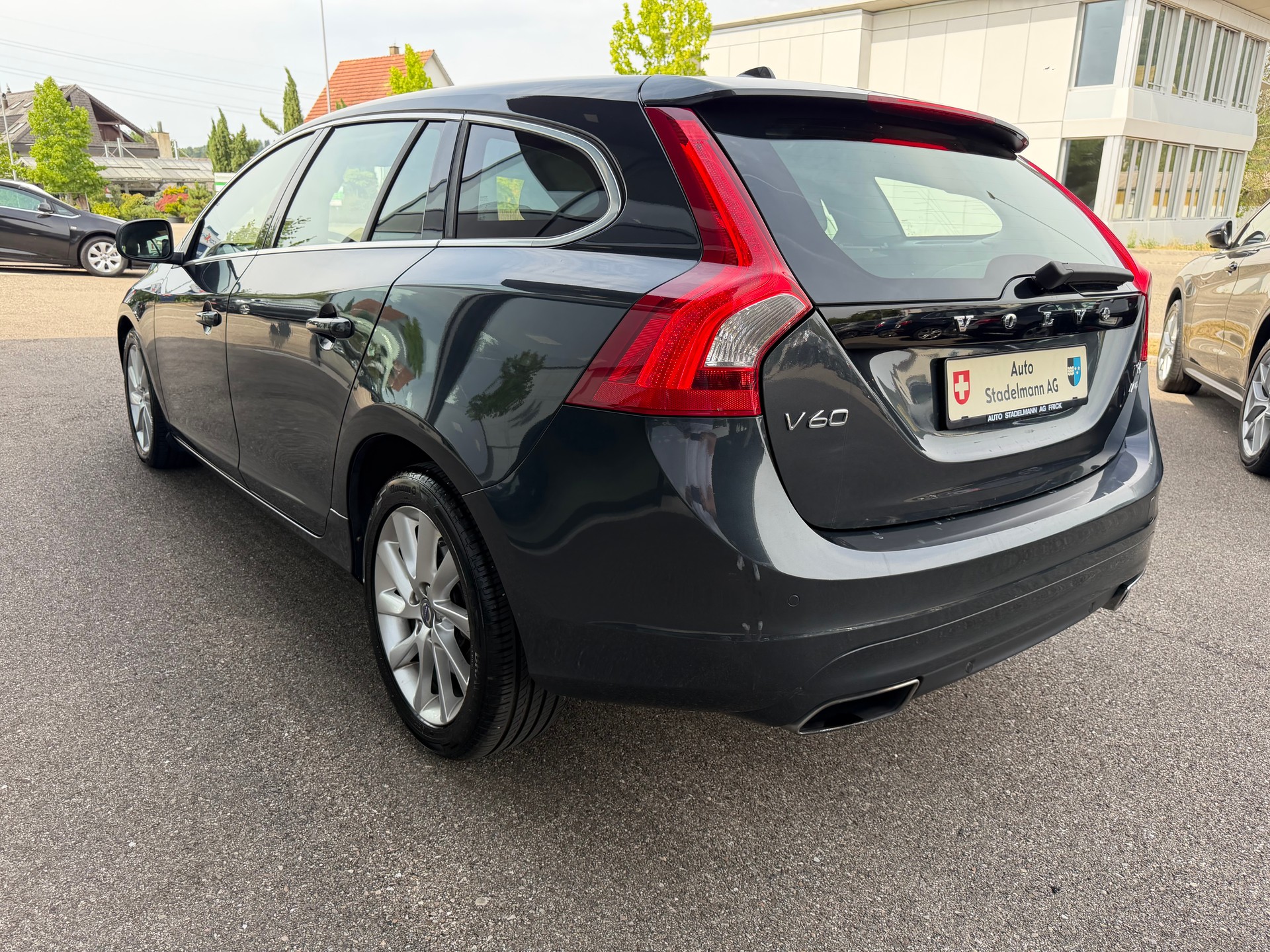 VOLVO V60 3.0 T6 Summum AWD-image-7