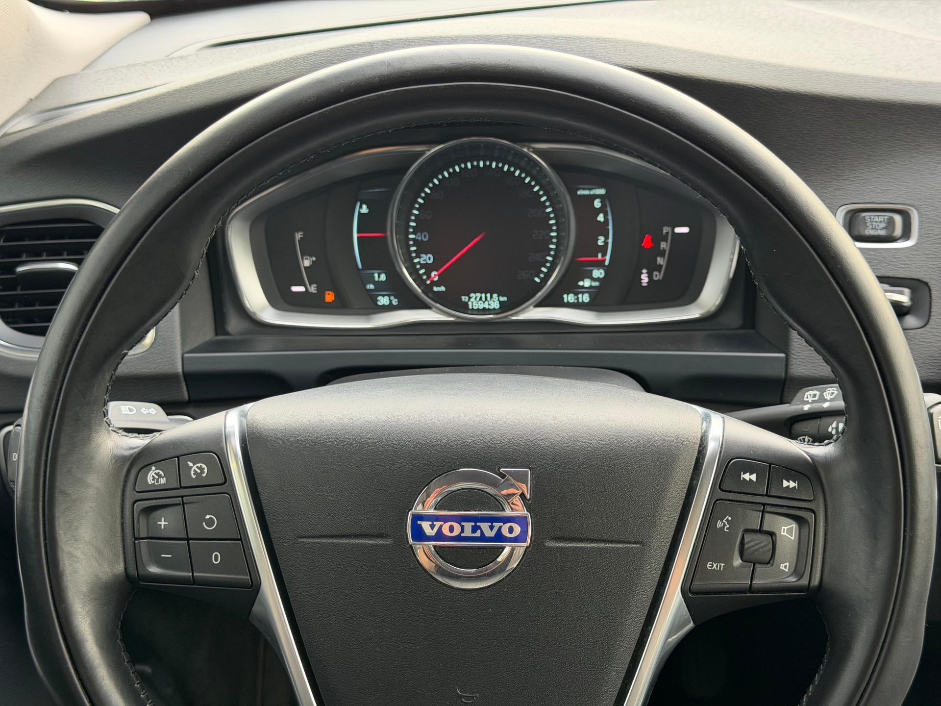 VOLVO V60 3.0 T6 Summum AWD-image-14