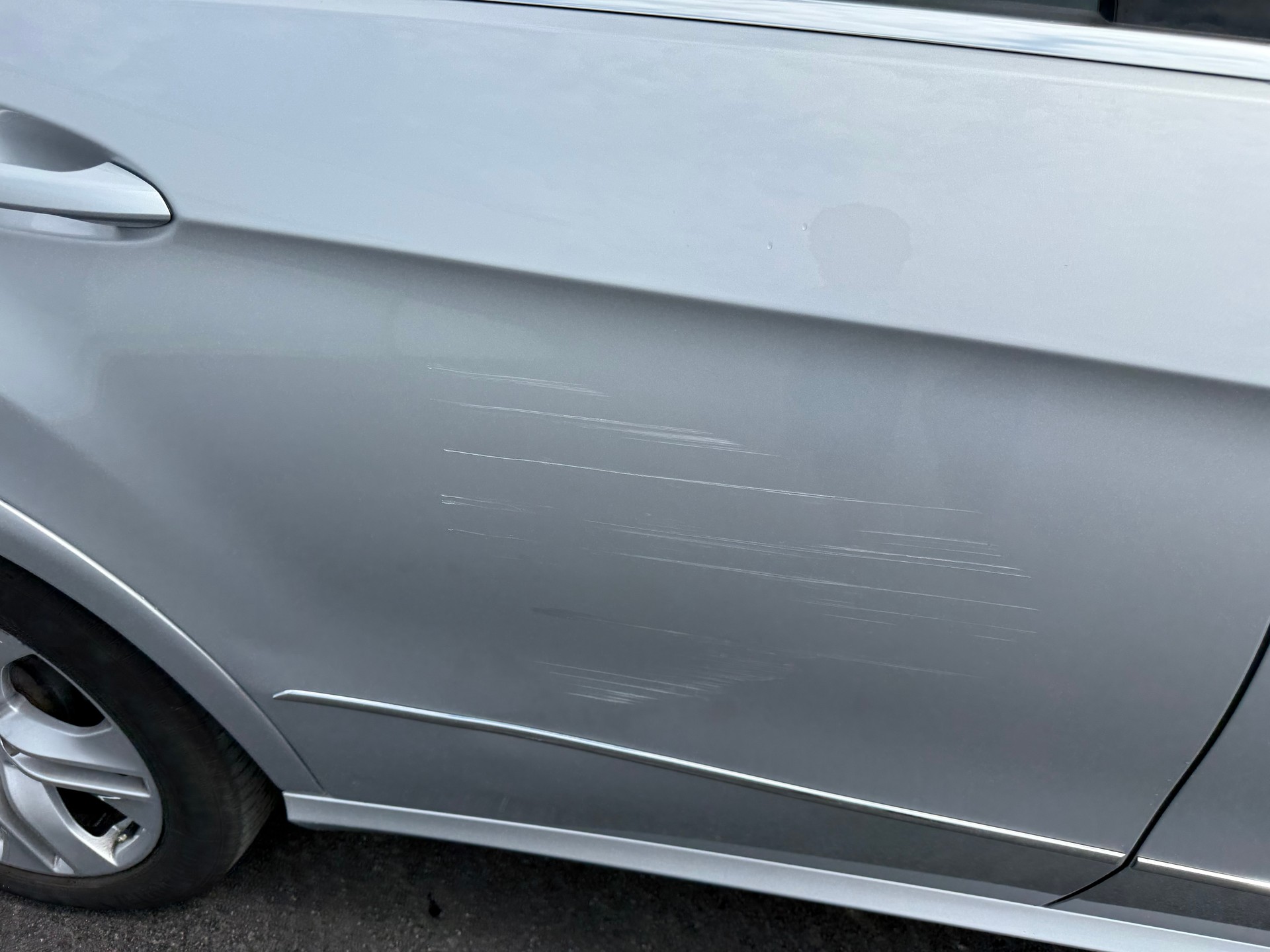 MERCEDES-BENZ E 350 CDI BlueEff. Avantgarde 4Matic 7G-Tronic-image-15