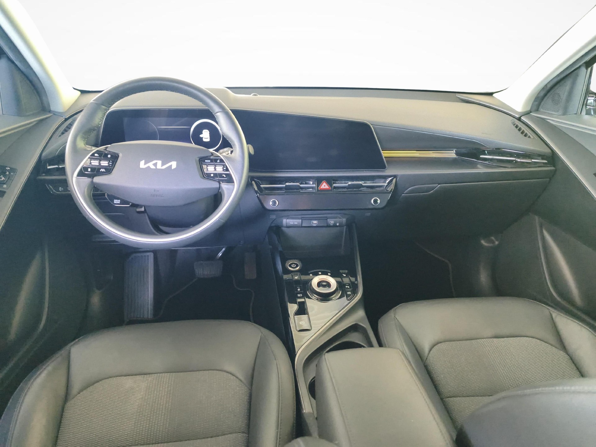 KIA Niro EV Power Edition + Gancio traino amovibile e Ruote invernali inclusi-image-9