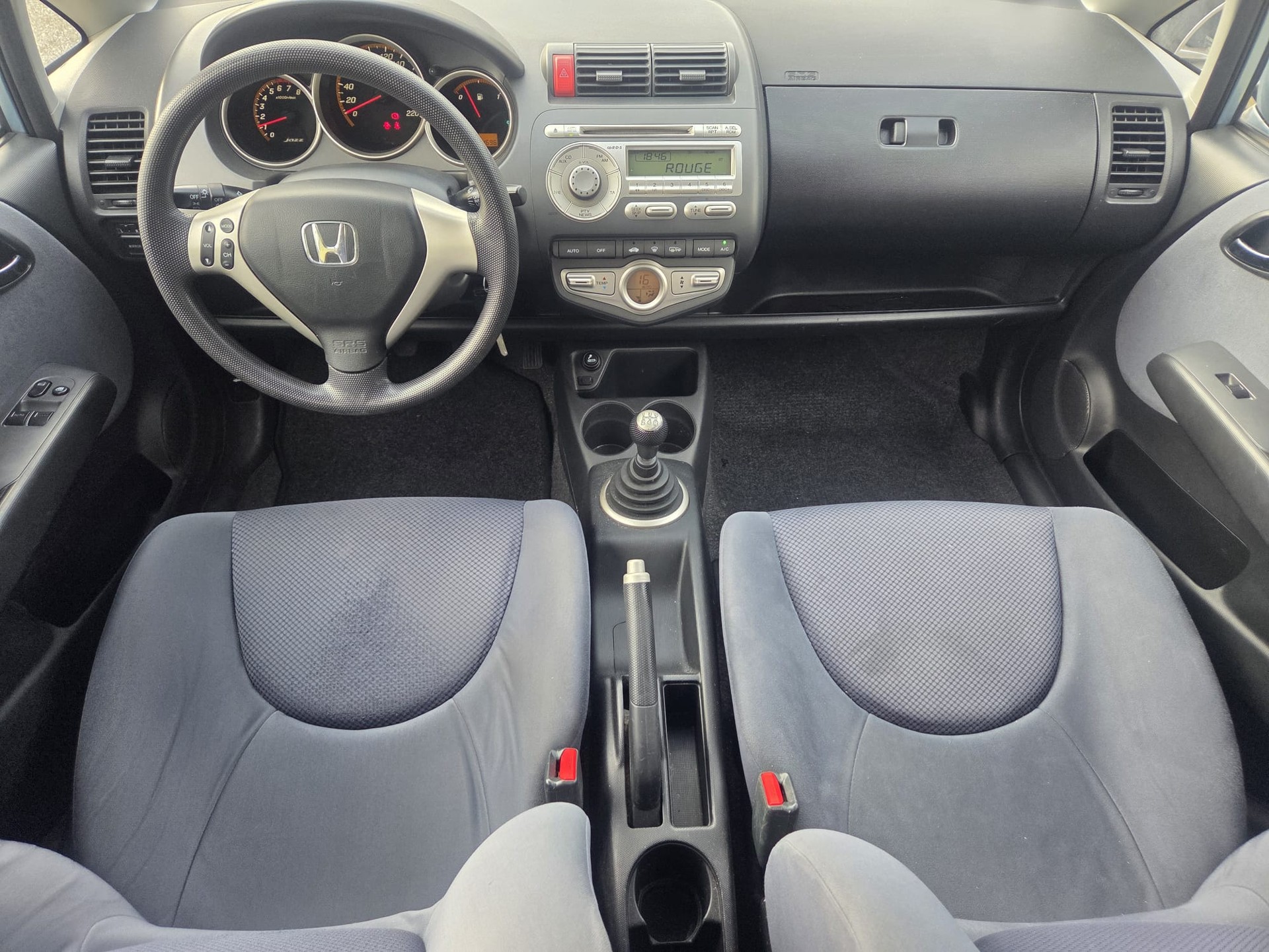 HONDA Jazz 1.4i ES-image-5