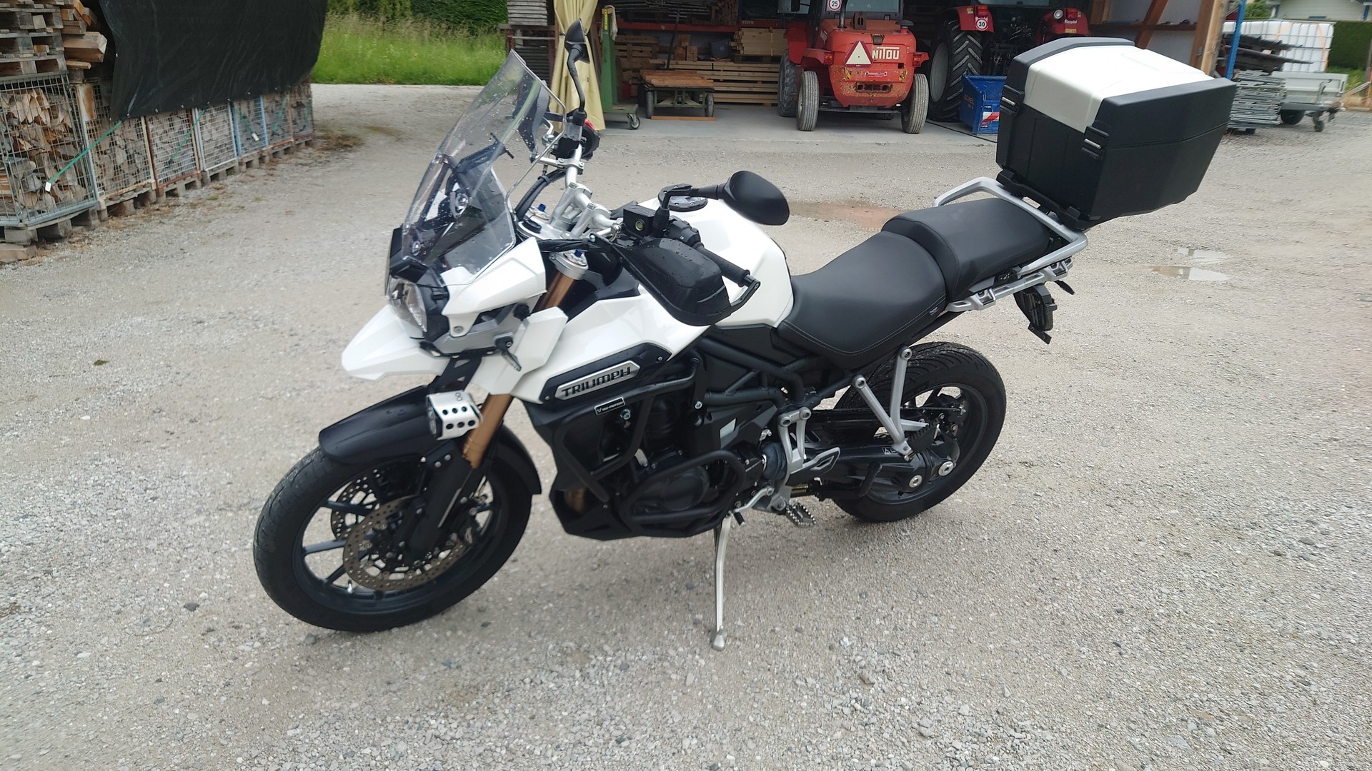 TRIUMPH Tiger 1200 Explorer ABS-image-1