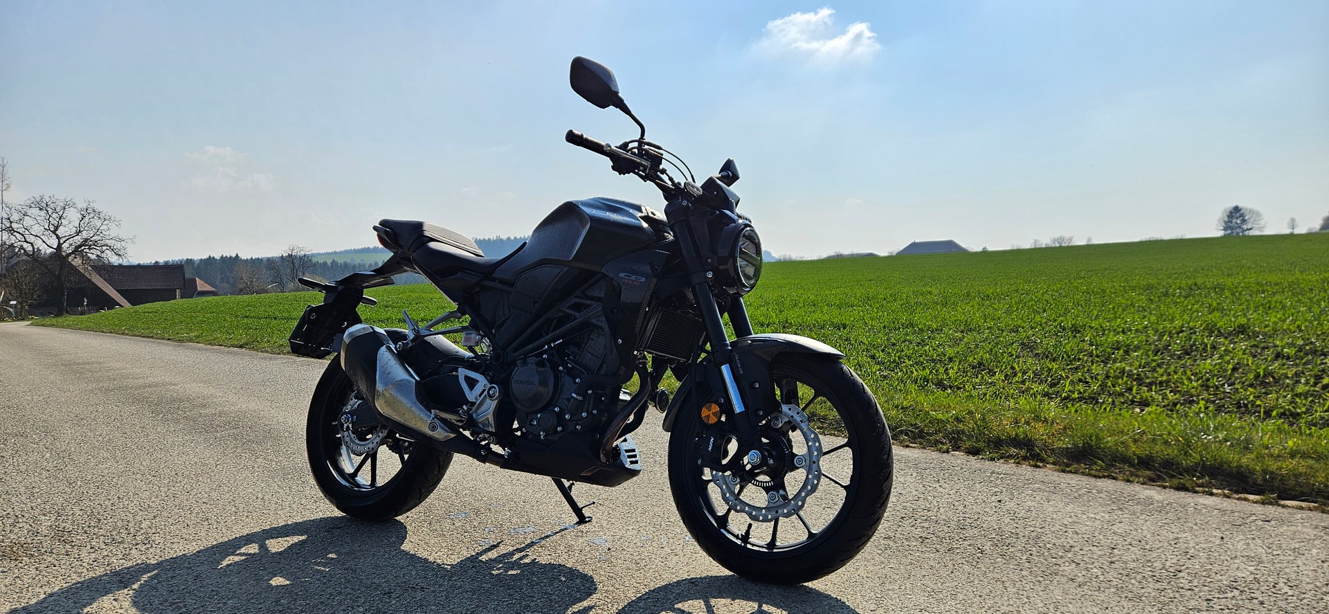 HONDA CB 300-image-2