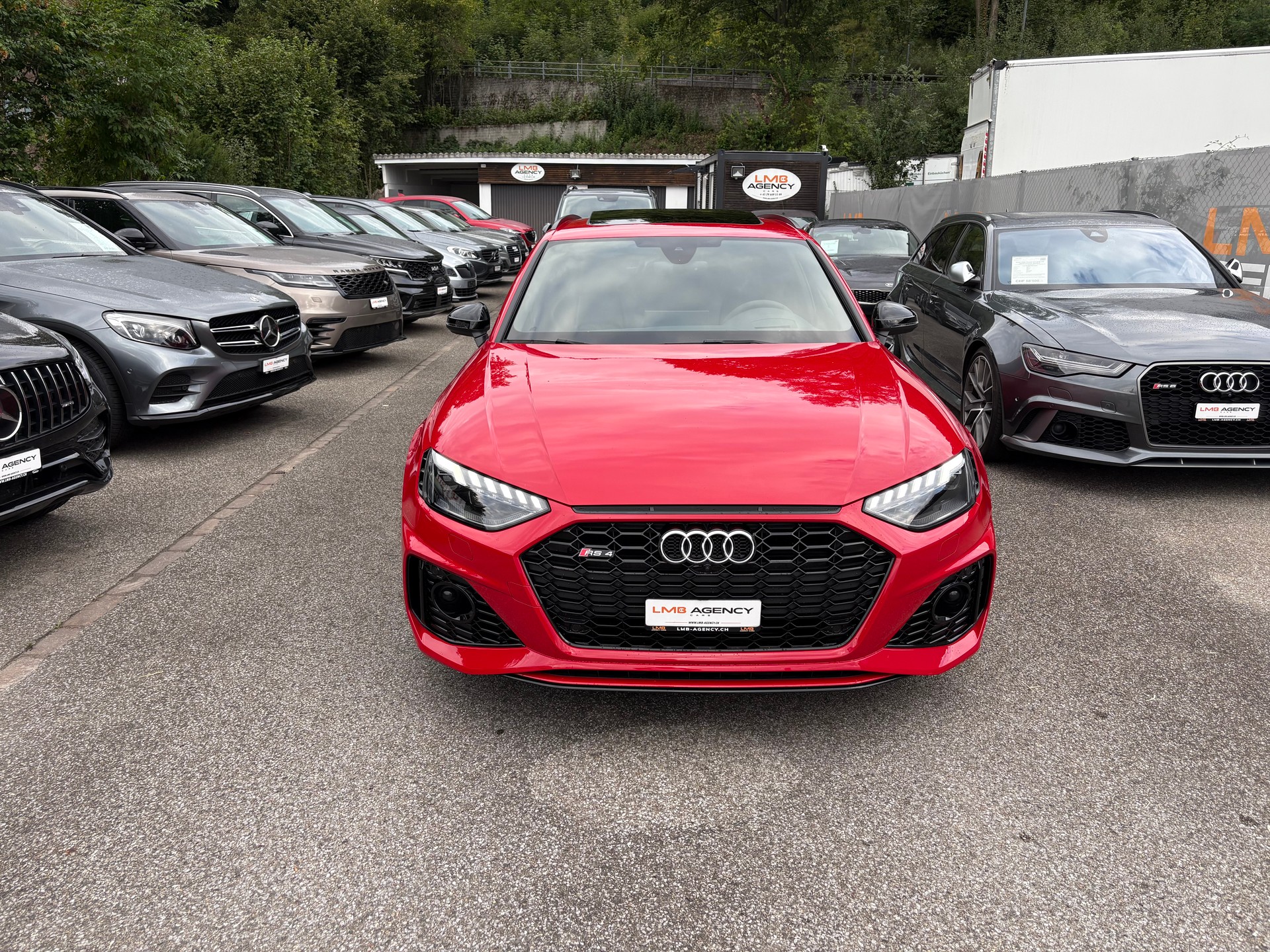 AUDI RS4 Avant quattro tiptronic-image-1