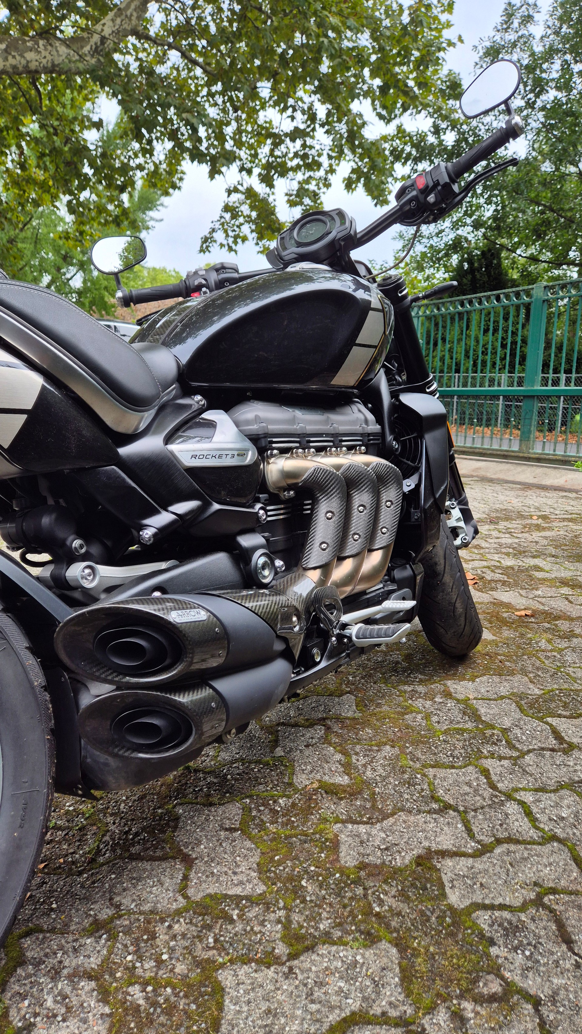 TRIUMPH Rocket 3 TFC-image-2
