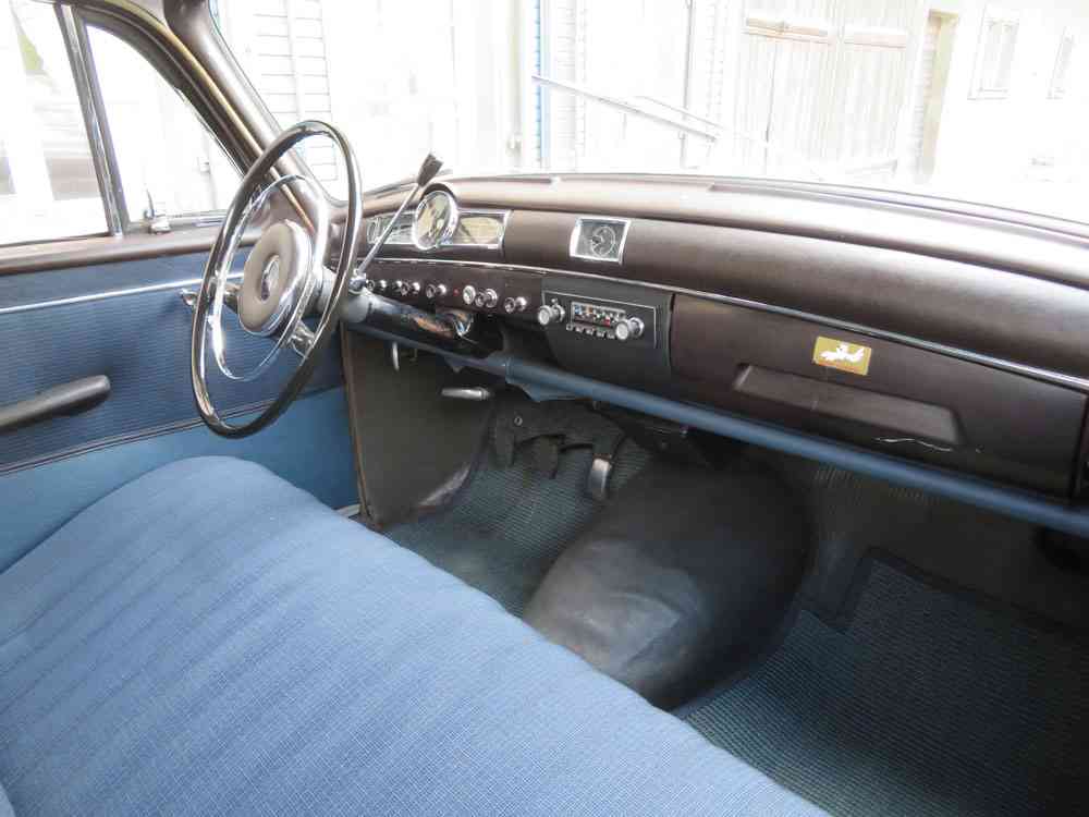 MERCEDES-BENZ 180 B-image-11