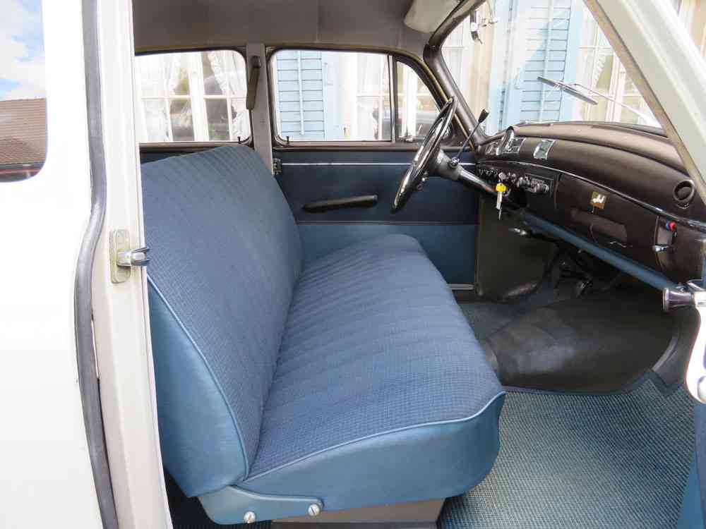 MERCEDES-BENZ 180 B-image-6