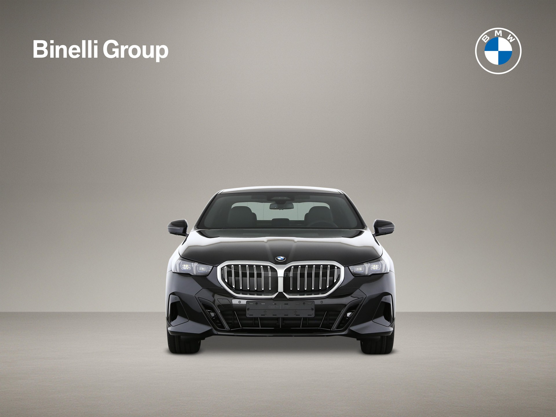 BMW 520d xDrive-showroom-element-2