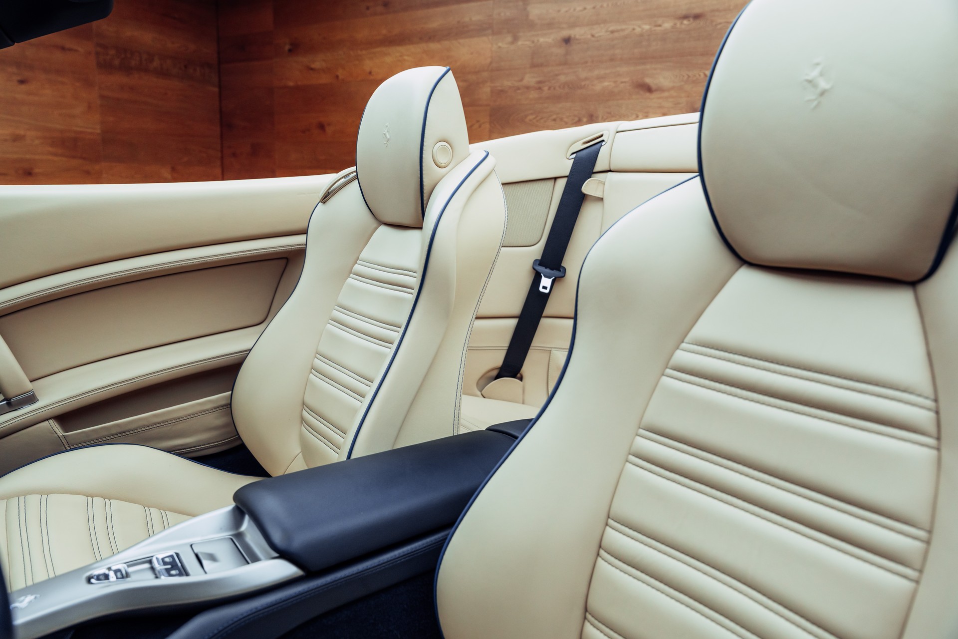 FERRARI California 30 Blu Tour de France-image-7