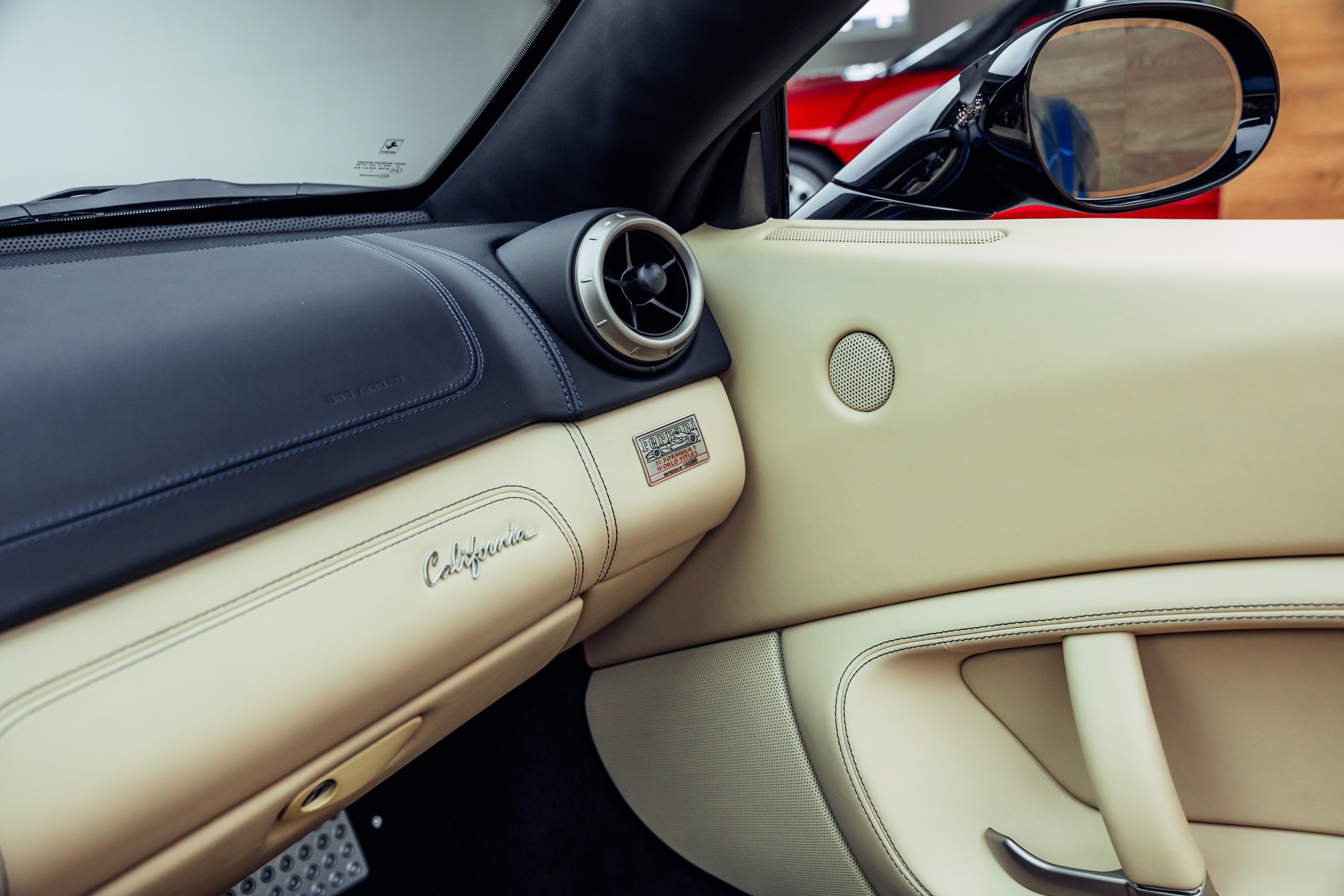 FERRARI California 30 Blu Tour de France-image-10