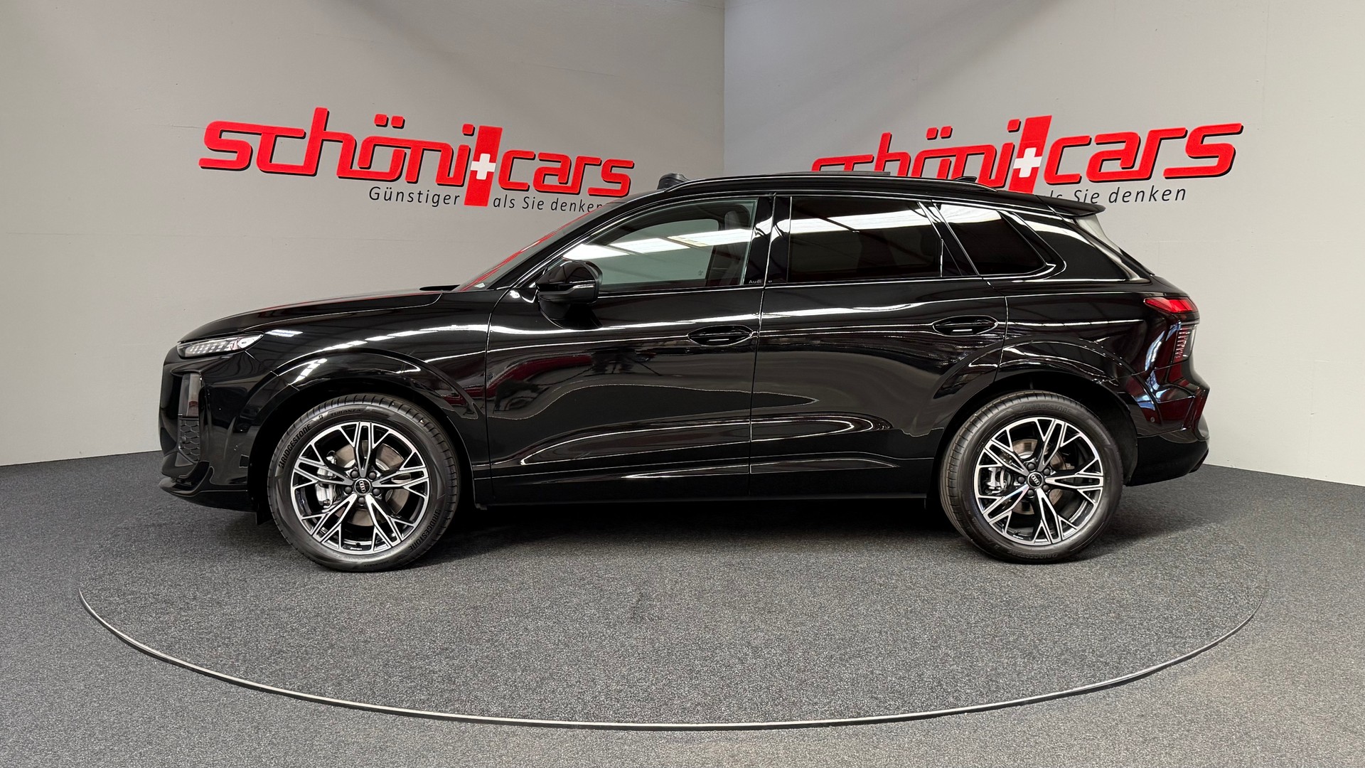 AUDI Q3 SUV TFSI quattro 195 kW S tronic S Line-showroom-element-2