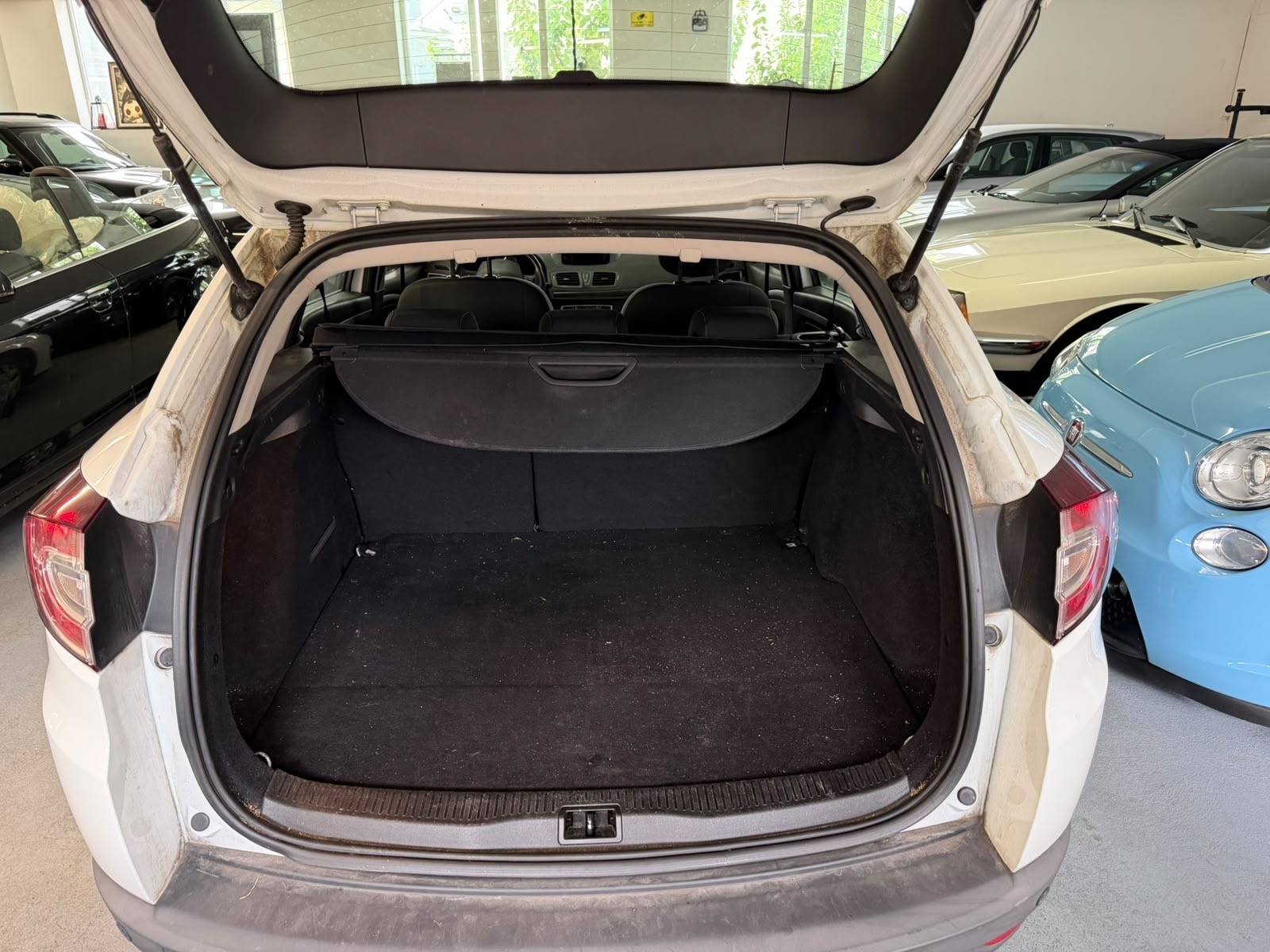 RENAULT Mégane Grandtour 1.5 dCi Dynamique EDC-image-8