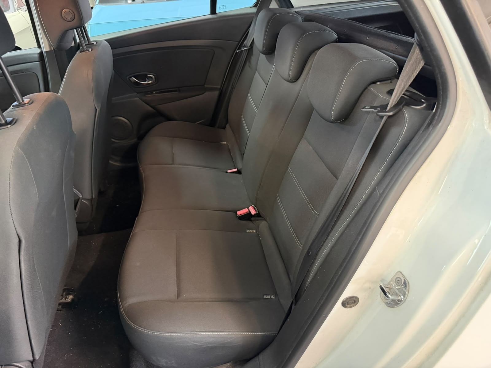 RENAULT Mégane Grandtour 1.5 dCi Dynamique EDC-image-14