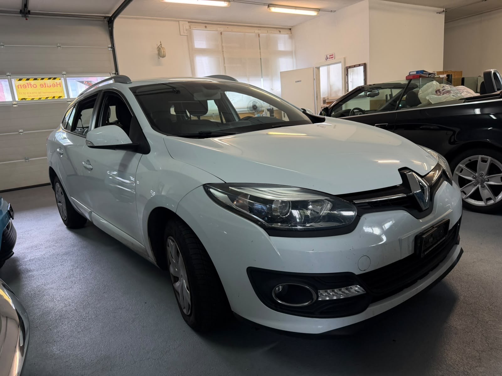 RENAULT Mégane Grandtour 1.5 dCi Dynamique EDC-image-6