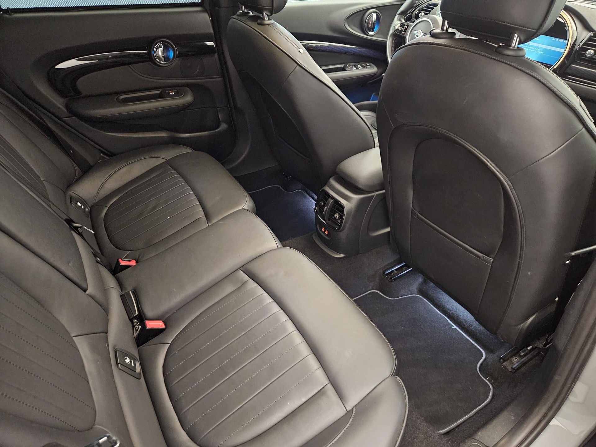 MINI Clubman Cooper S ALL4 Steptronic-image-13