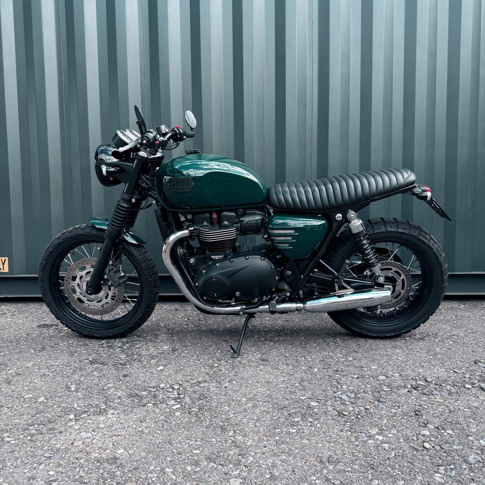 TRIUMPH Bonneville 900 T 100 ABS-image-8