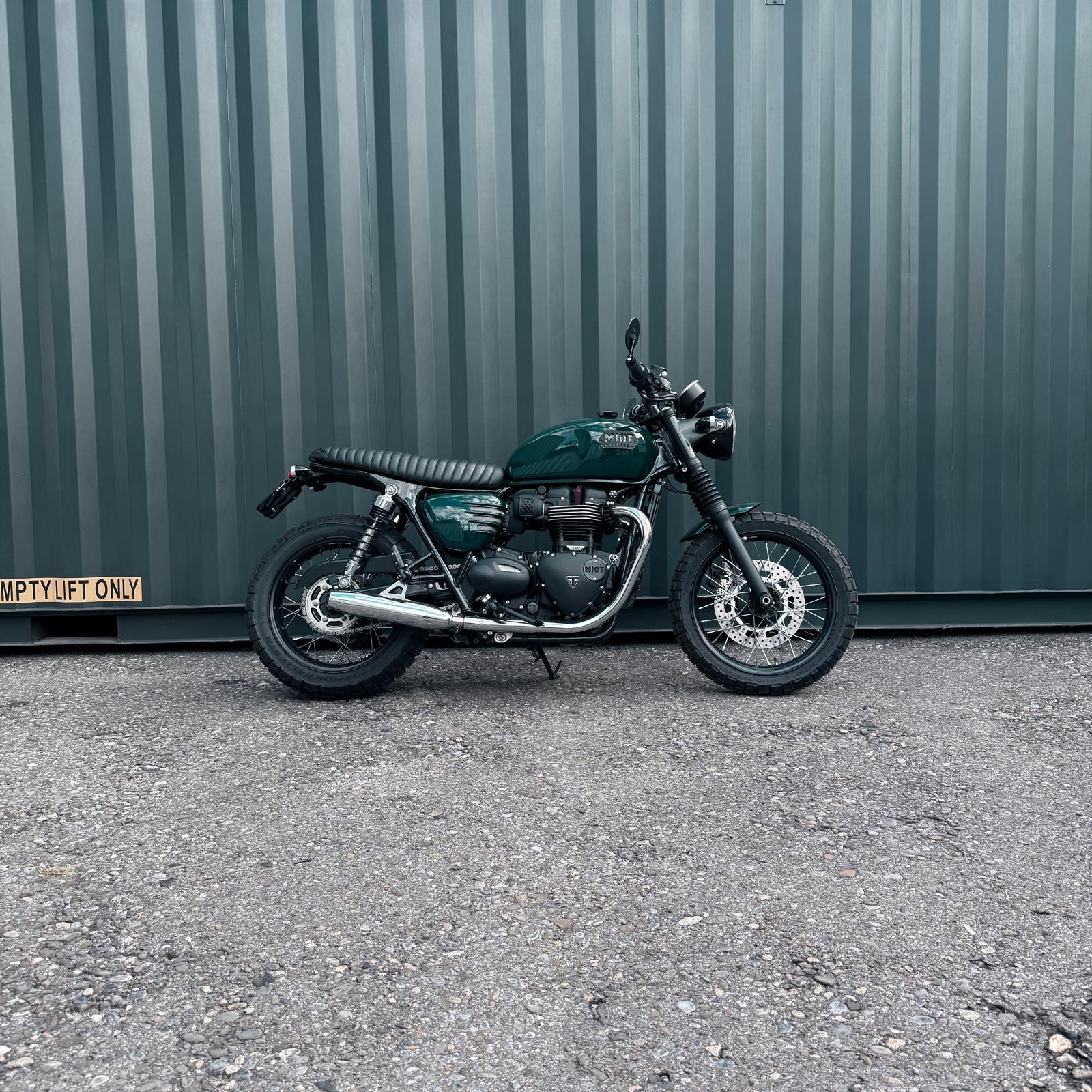 TRIUMPH Bonneville 900 T 100 ABS-image-2
