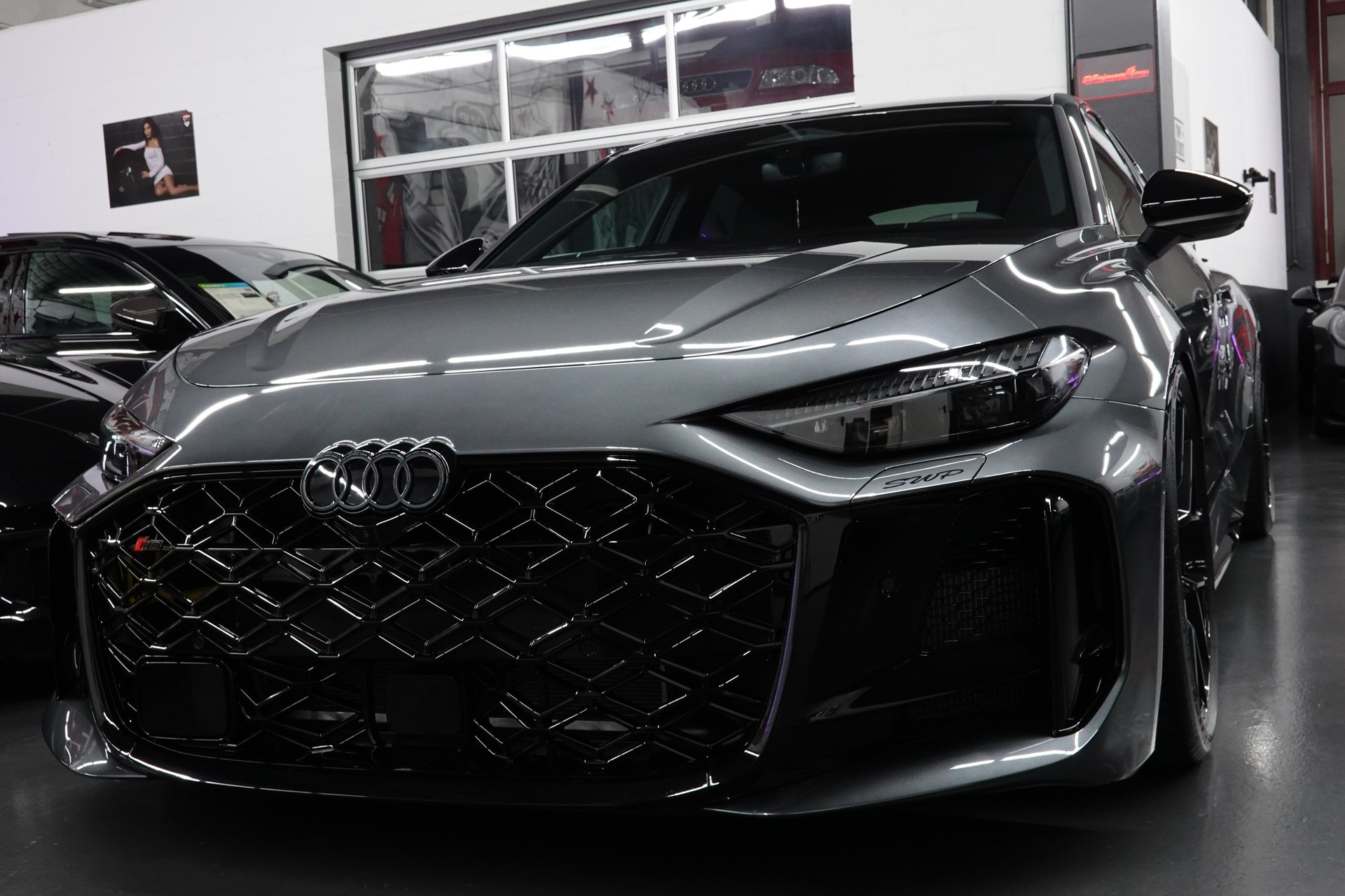 AUDI RS5 LIMOUSINE TFSI 470 kW TIPTRONIC QUATTRO NEW LOW RS5-showroom-element-3