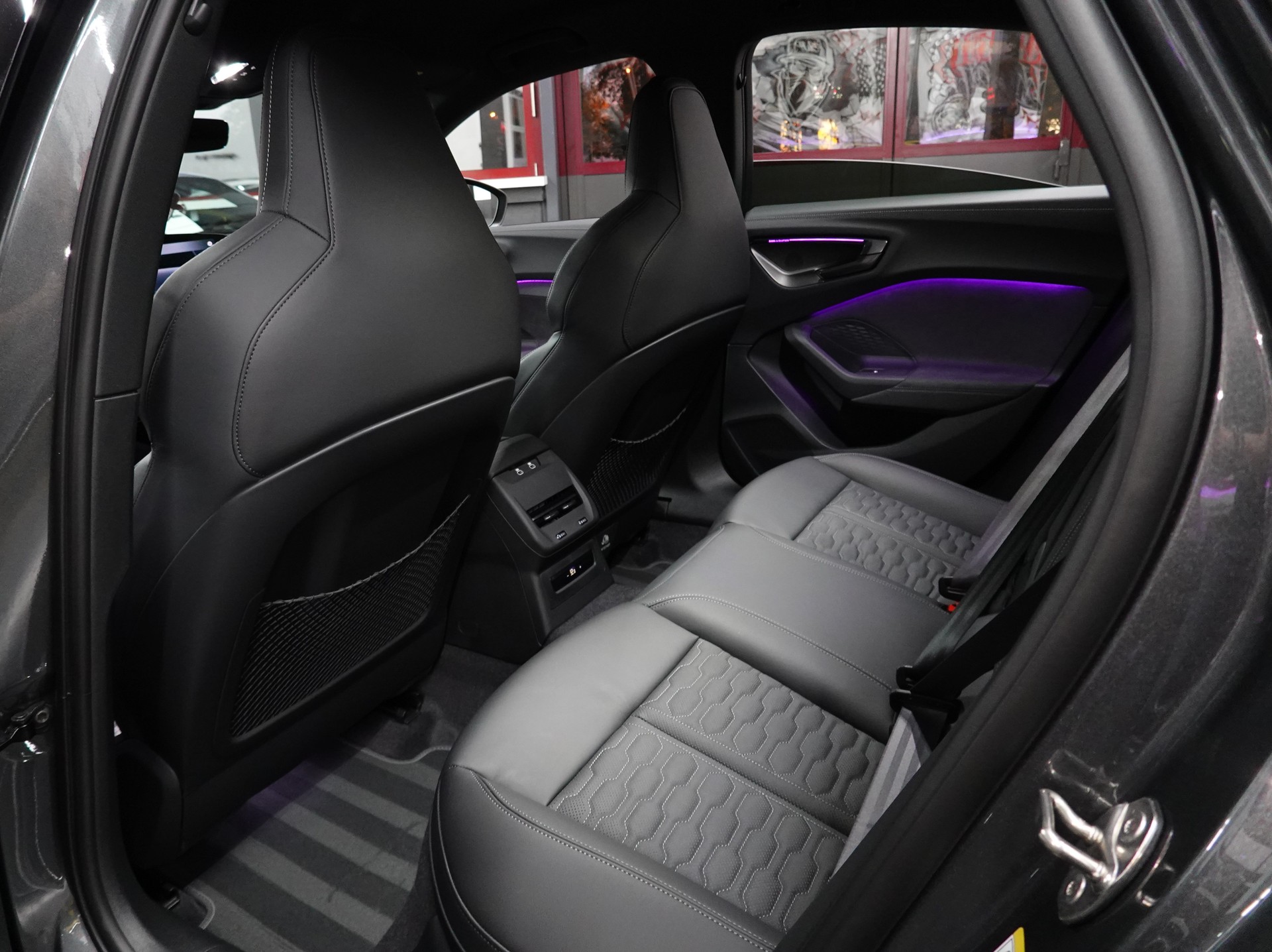 AUDI RS5 LIMOUSINE TFSI 470 kW TIPTRONIC QUATTRO NEW LOW RS5-image-48