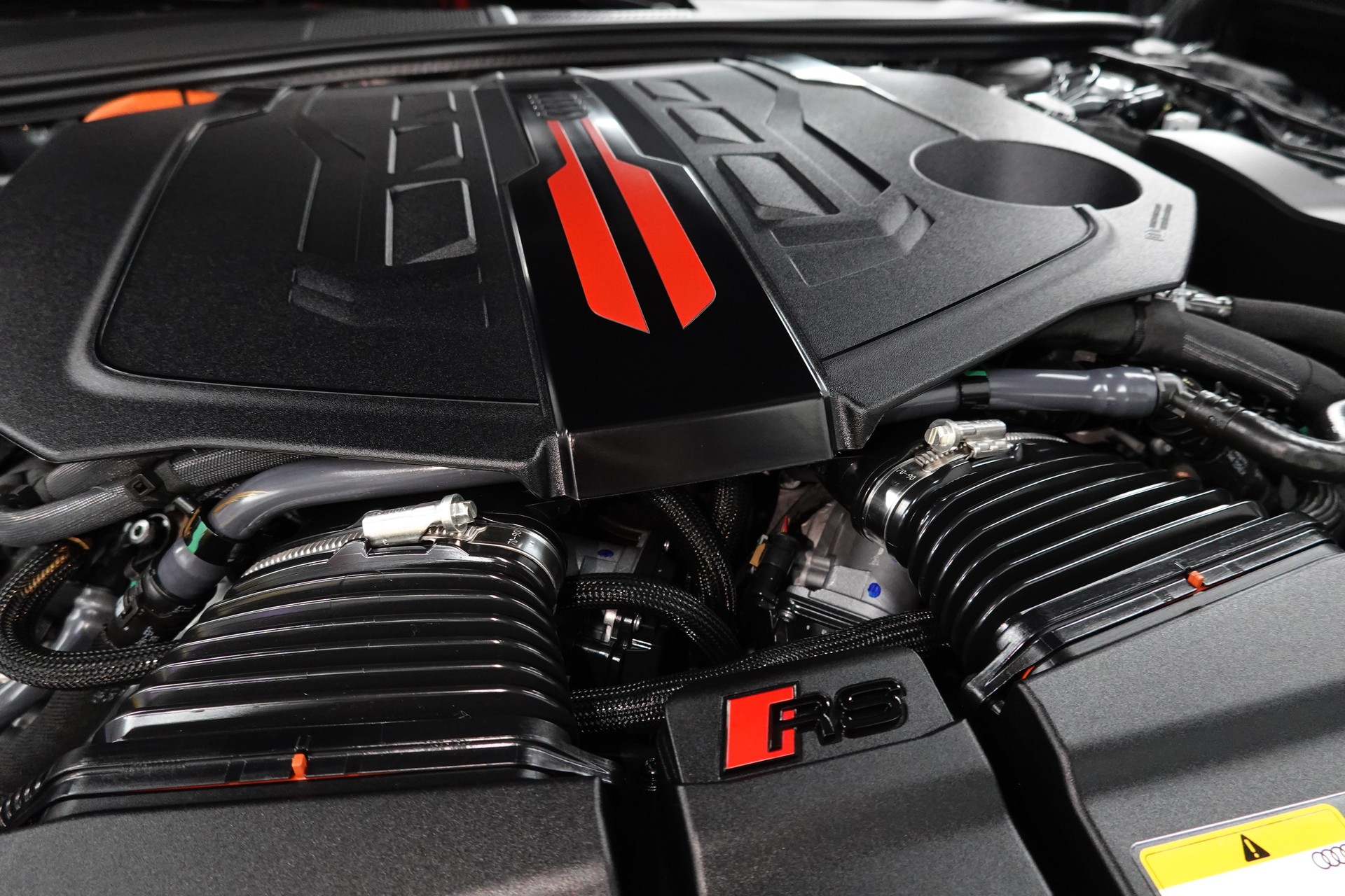 AUDI RS5 LIMOUSINE TFSI 470 kW TIPTRONIC QUATTRO NEW LOW RS5-image-5